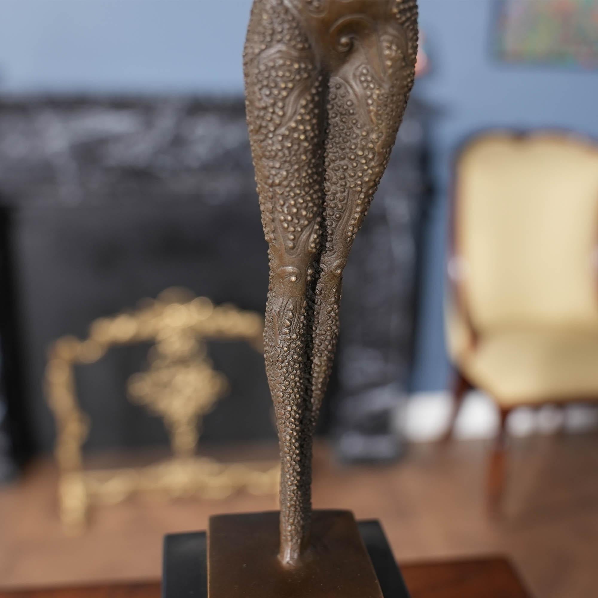 Bronze Sequined Dancer on Marble Base In New Condition For Sale In Annville, PA
