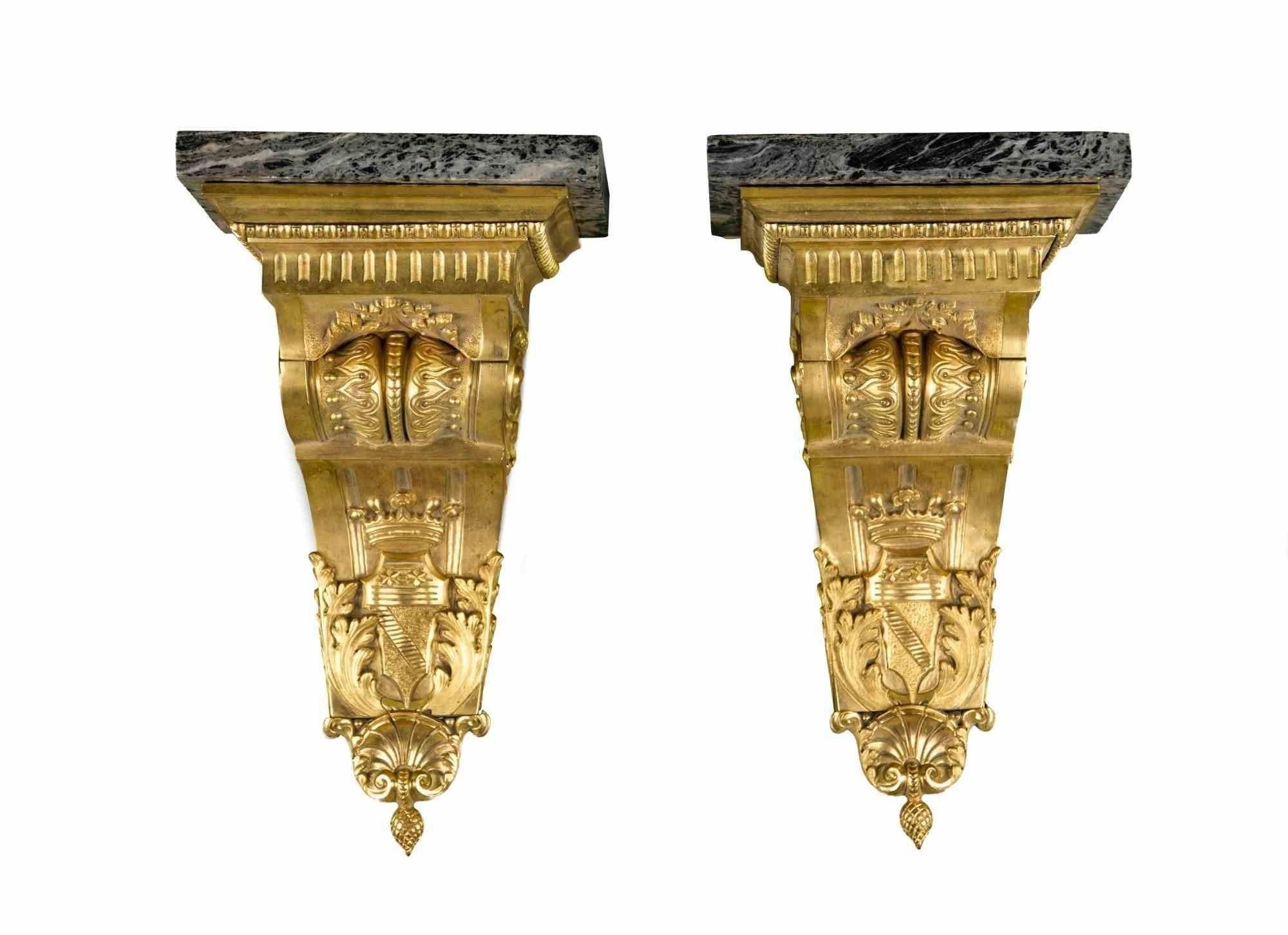 Regale aus Bronze, 14. Jahrhundert im Angebot 1