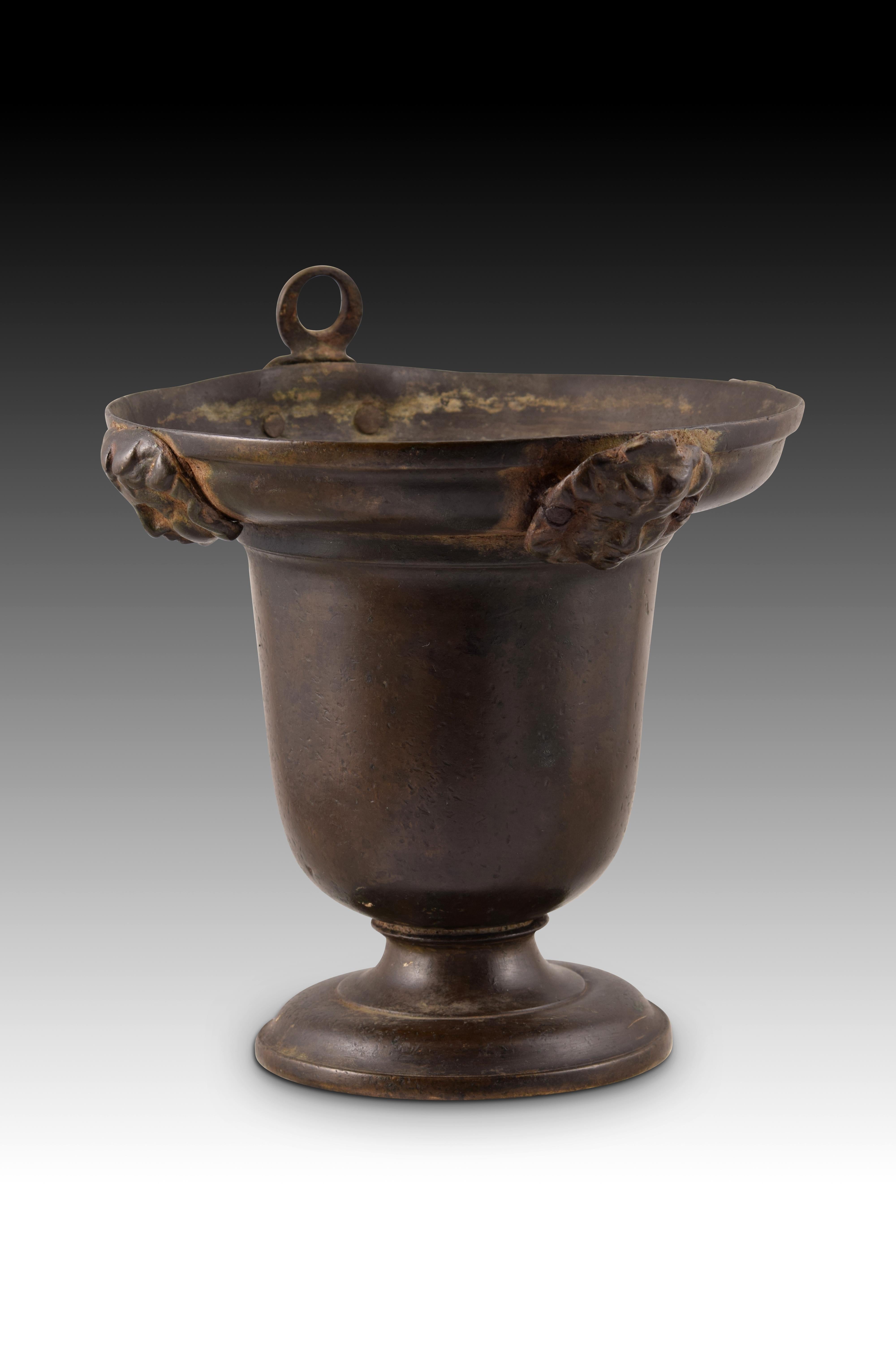 Bronze Situla, 16th Century For Sale 1