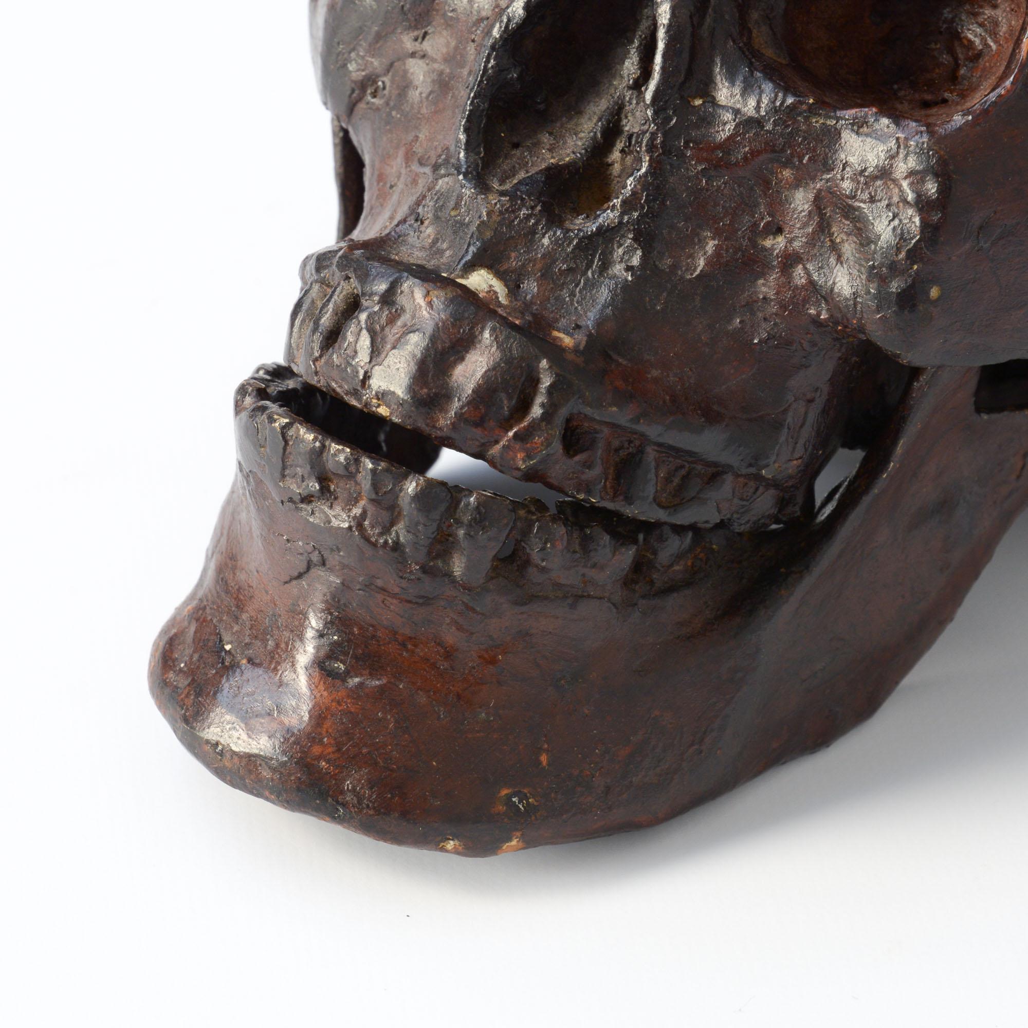 Bronze Skull Sculpture In Good Condition In Vlimmeren, BE