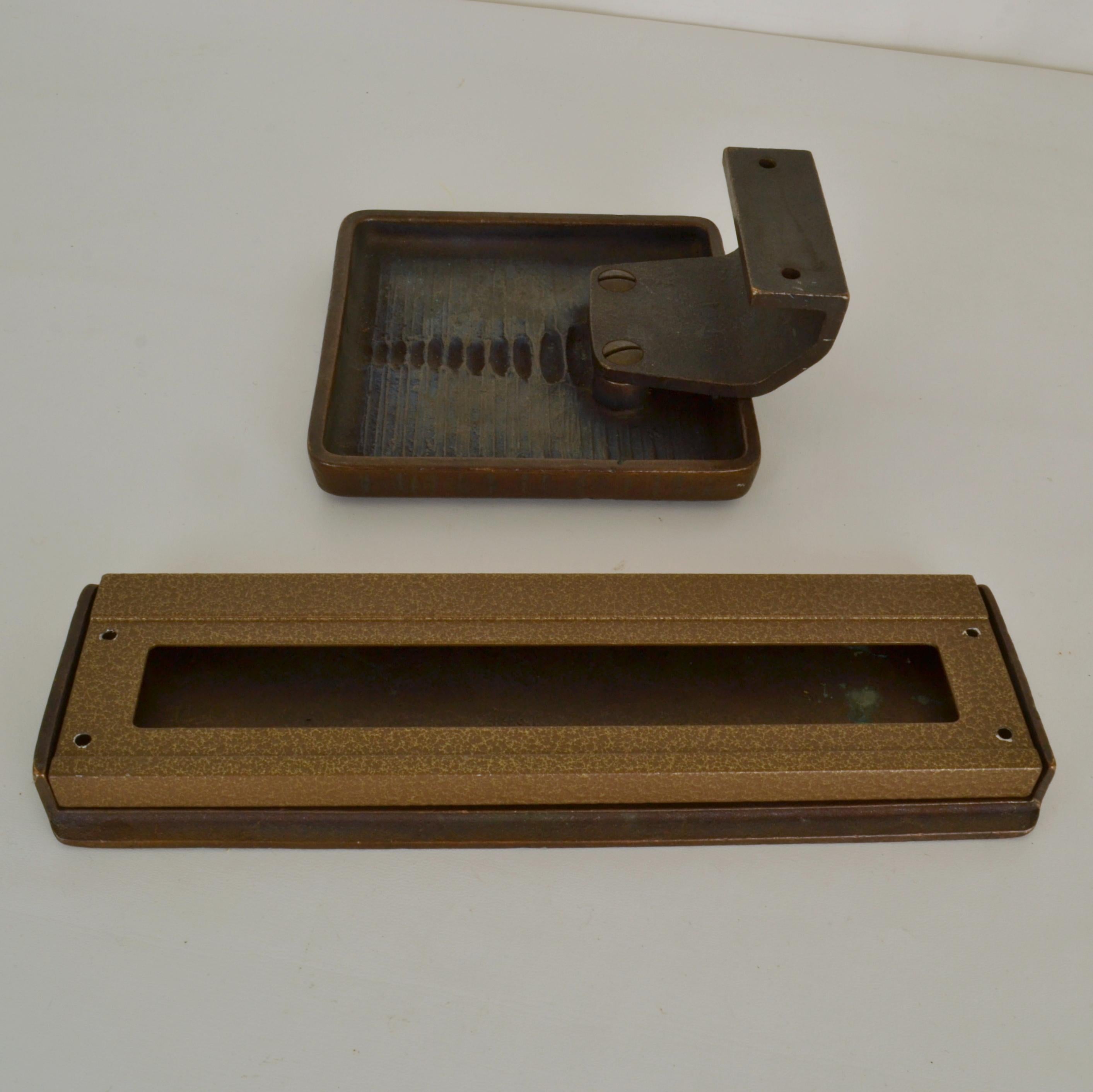 European Architectural Bronze Square Push and Pull Door Handle and Letterbox For Sale