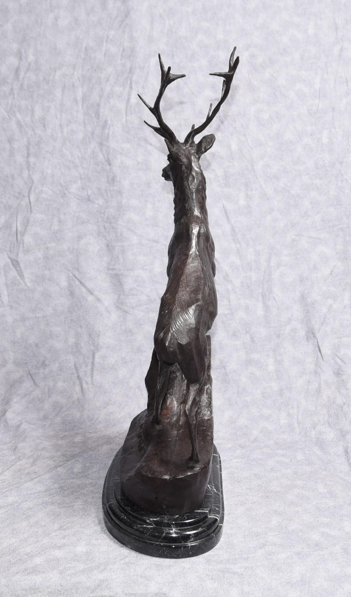 Cervi in bronzo firmati Moigniez Coppia di statue di cervi e alci in vendita 2