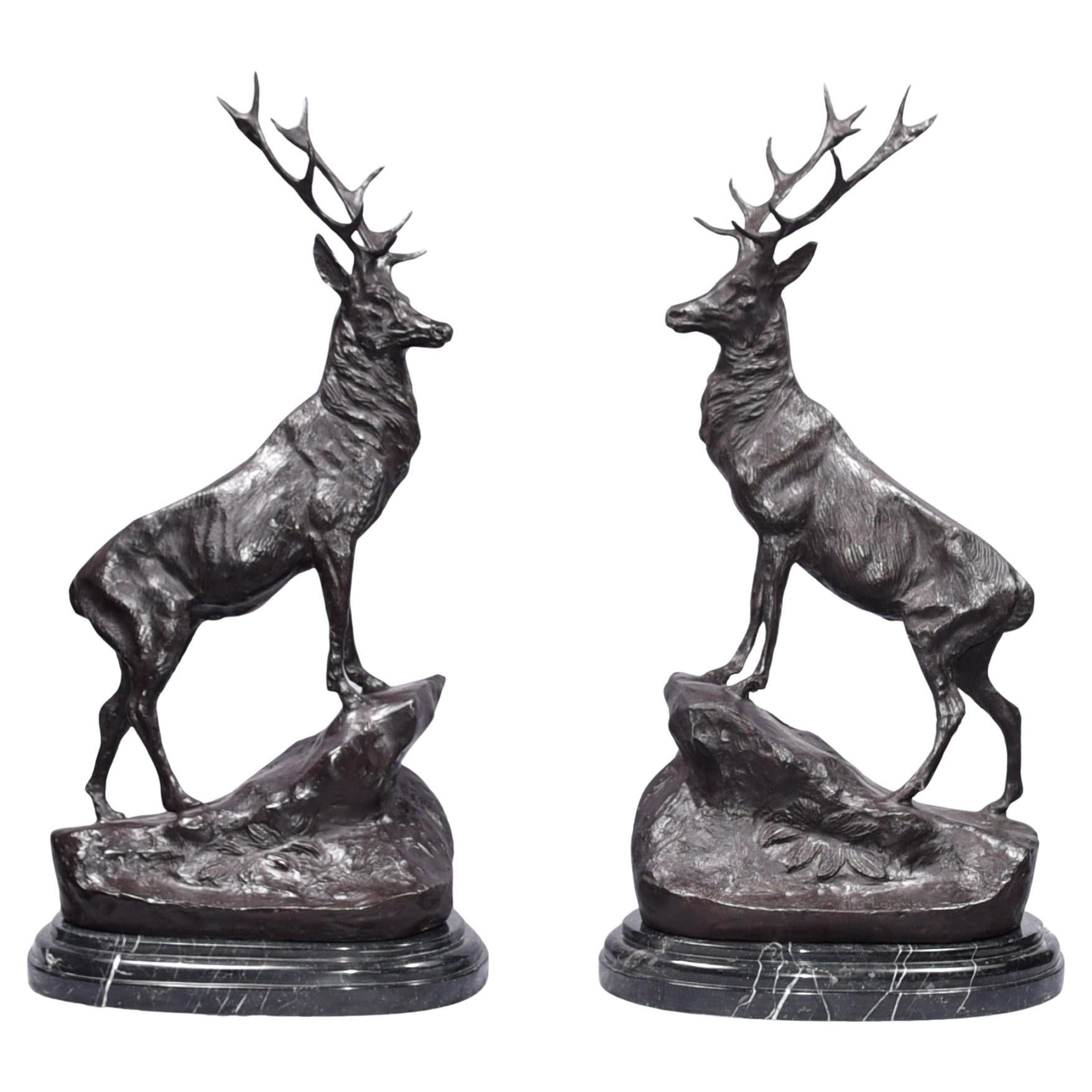 Bronze Cerfs Signé Moigniez Paire de Statues Cerf Elan Élan en vente