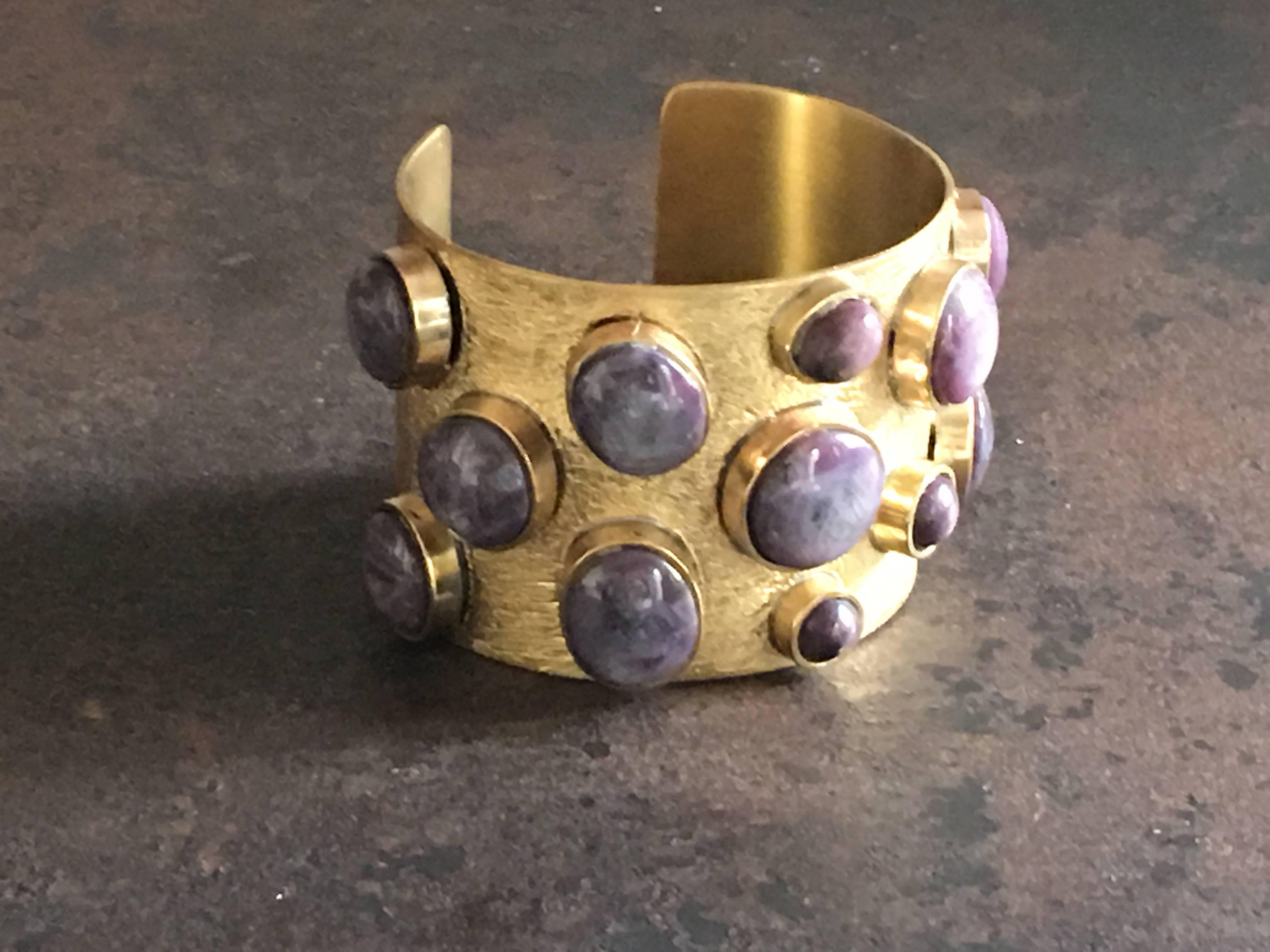 Hand made bangle bizantine style, bronze,   star ruby cabochon different shape and measures. All made by hand.
All Giulia Colussi jewelry is new and has never been previously owned or worn. Each item will arrive at your door beautifully gift wrapped