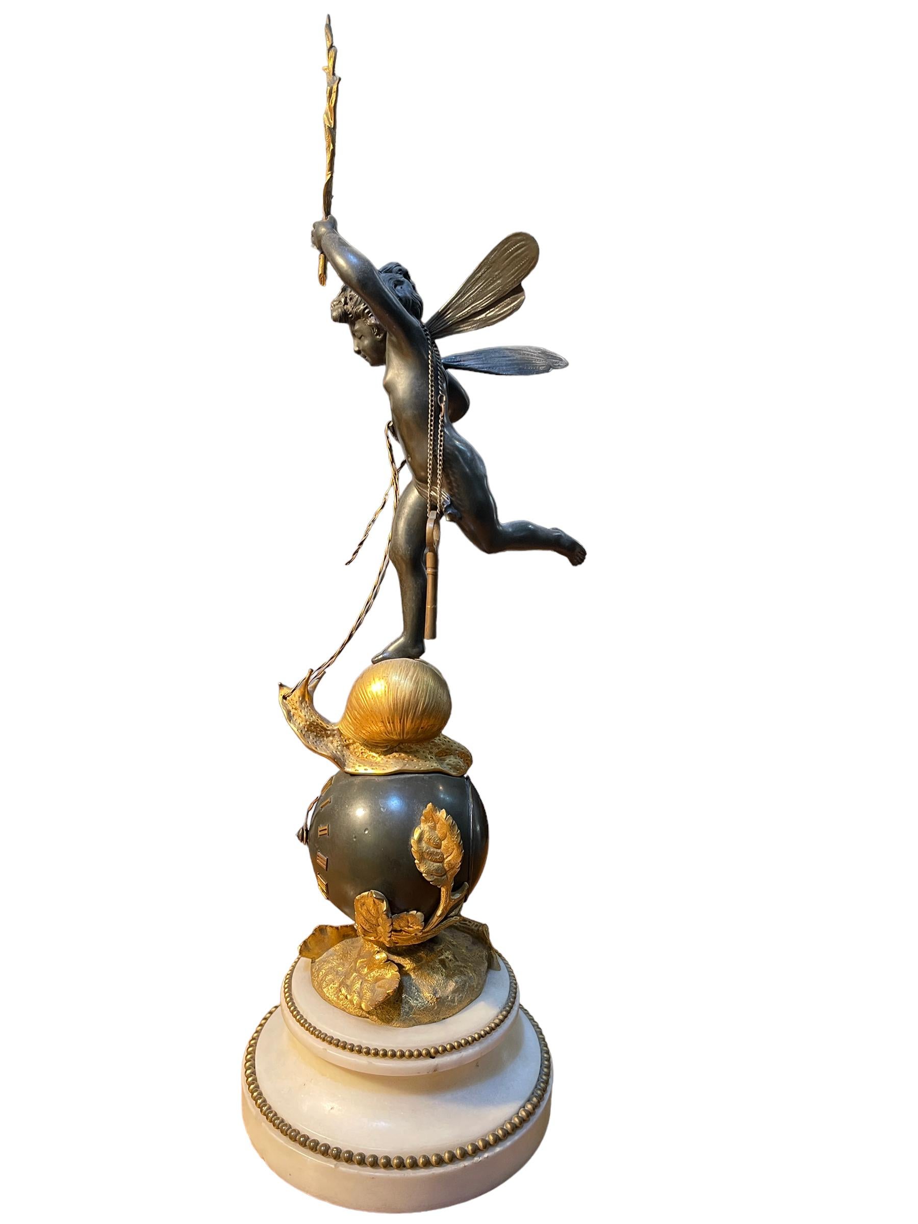 Bronze statue clock, 19th century
Gilt bronze clock, late 1800s, with putto riding a snail.
In good condition, as shown in the photos, mechanical part to be overhauled.
Dimensions: diameter 15cm, height 48cm.