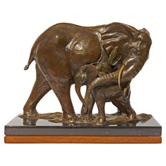 Bronze Statue Elephant and Her Calf by American Sculptor Dan Ostermiller