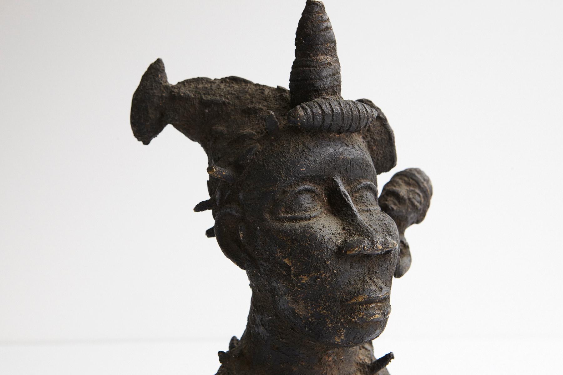 Bronze Statue of a Juju Man, Benin, 1930s For Sale 3