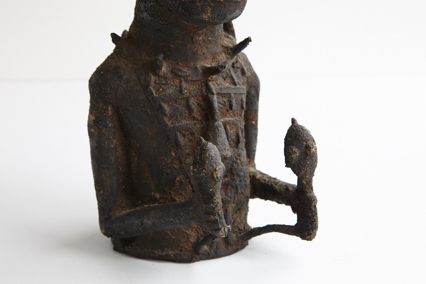 Bronze Statue of a Juju Man, Benin, 1930s For Sale 4