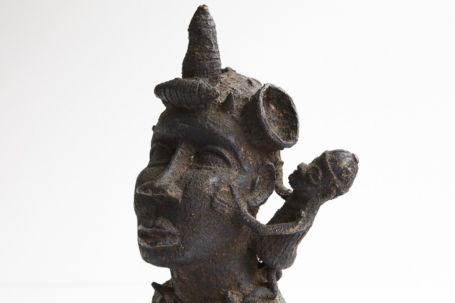Bronze Statue of a Juju Man, Benin, 1930s For Sale 1
