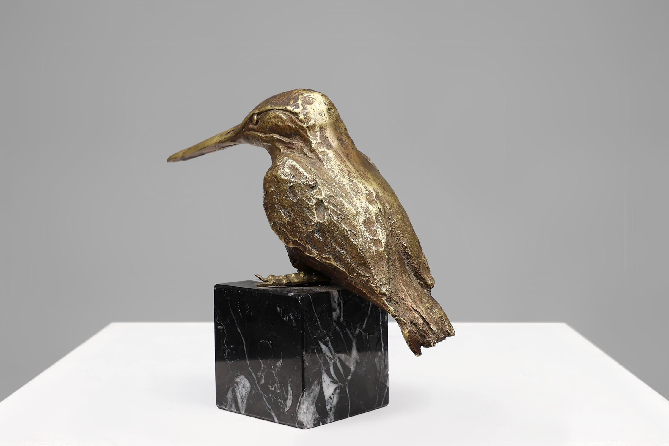 Bronze statue of a kingfisher bird on a black marble base, Belgium 1960s 2