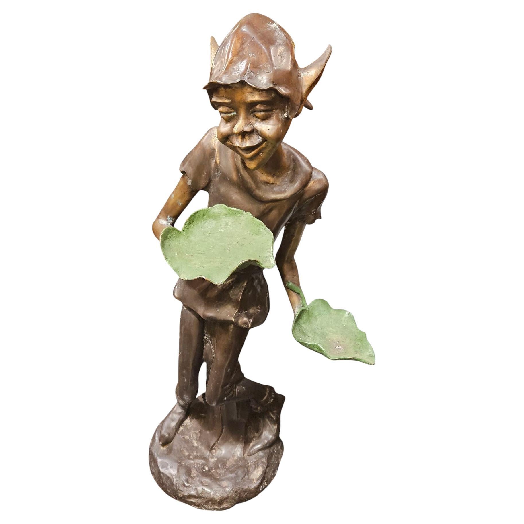 Statua di bronzo di un folletto