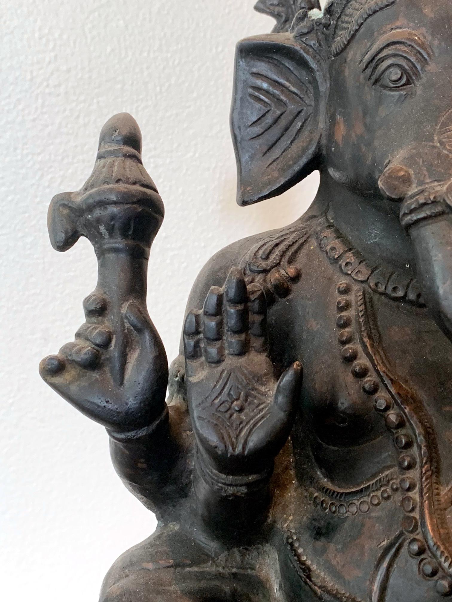 Bronze Statue of Ganesh from Sir Lanka In Good Condition In Atlanta, GA