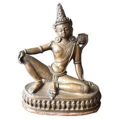 Statua di bronzo di Tara nepalese (posizione di relax reale), fine del XIX secolo