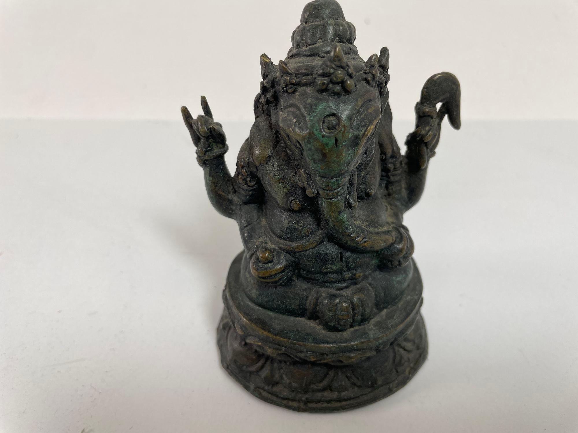 Bronze Statue Sculpture of Ganesh Indian or Nepalese Bronze Hindu Statue For Sale 6