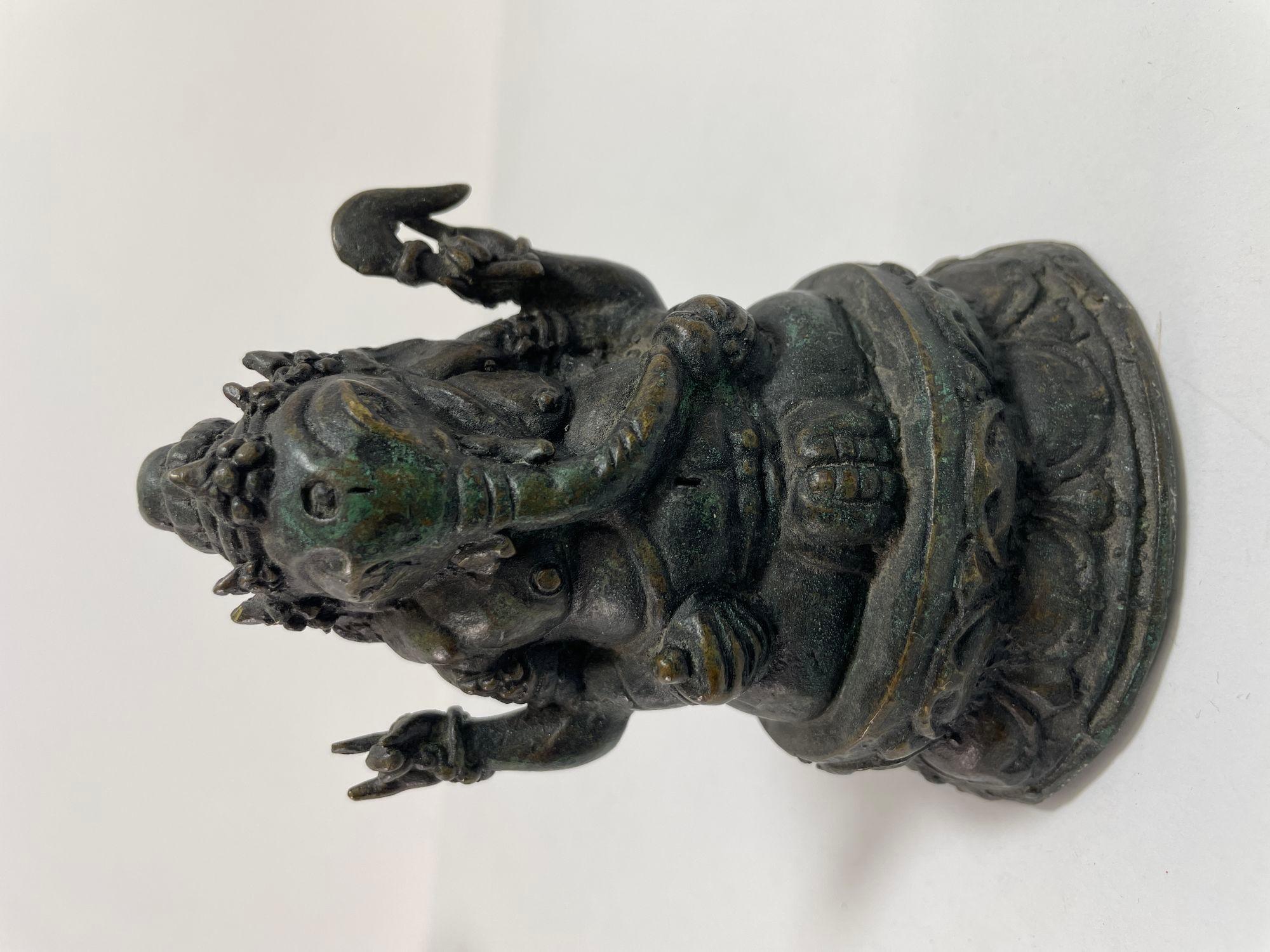 20th Century Bronze Statue Sculpture of Ganesh Indian or Nepalese Bronze Hindu Statue For Sale