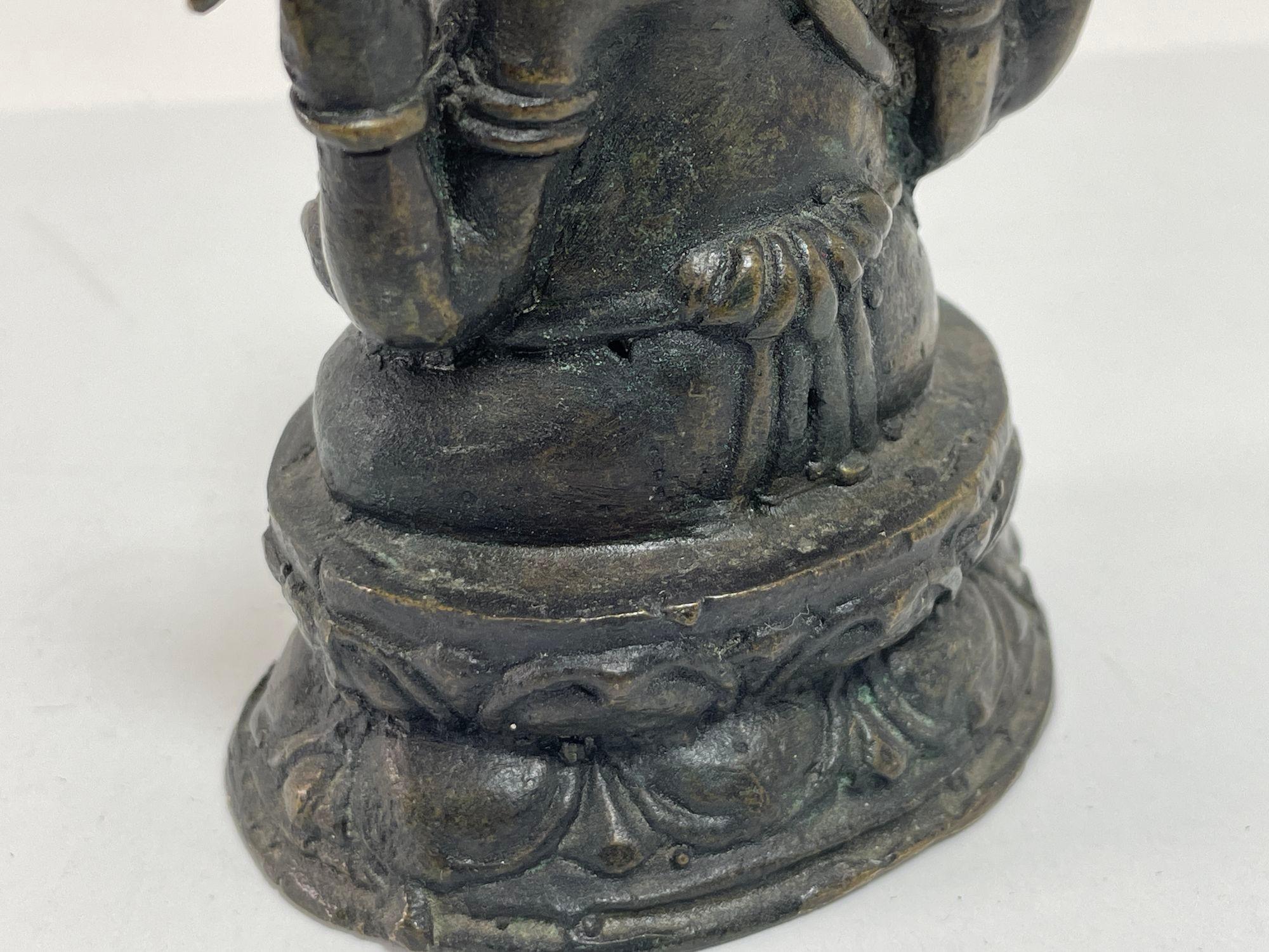 Bronze Statue Sculpture of Ganesh Indian or Nepalese Bronze Hindu Statue For Sale 1