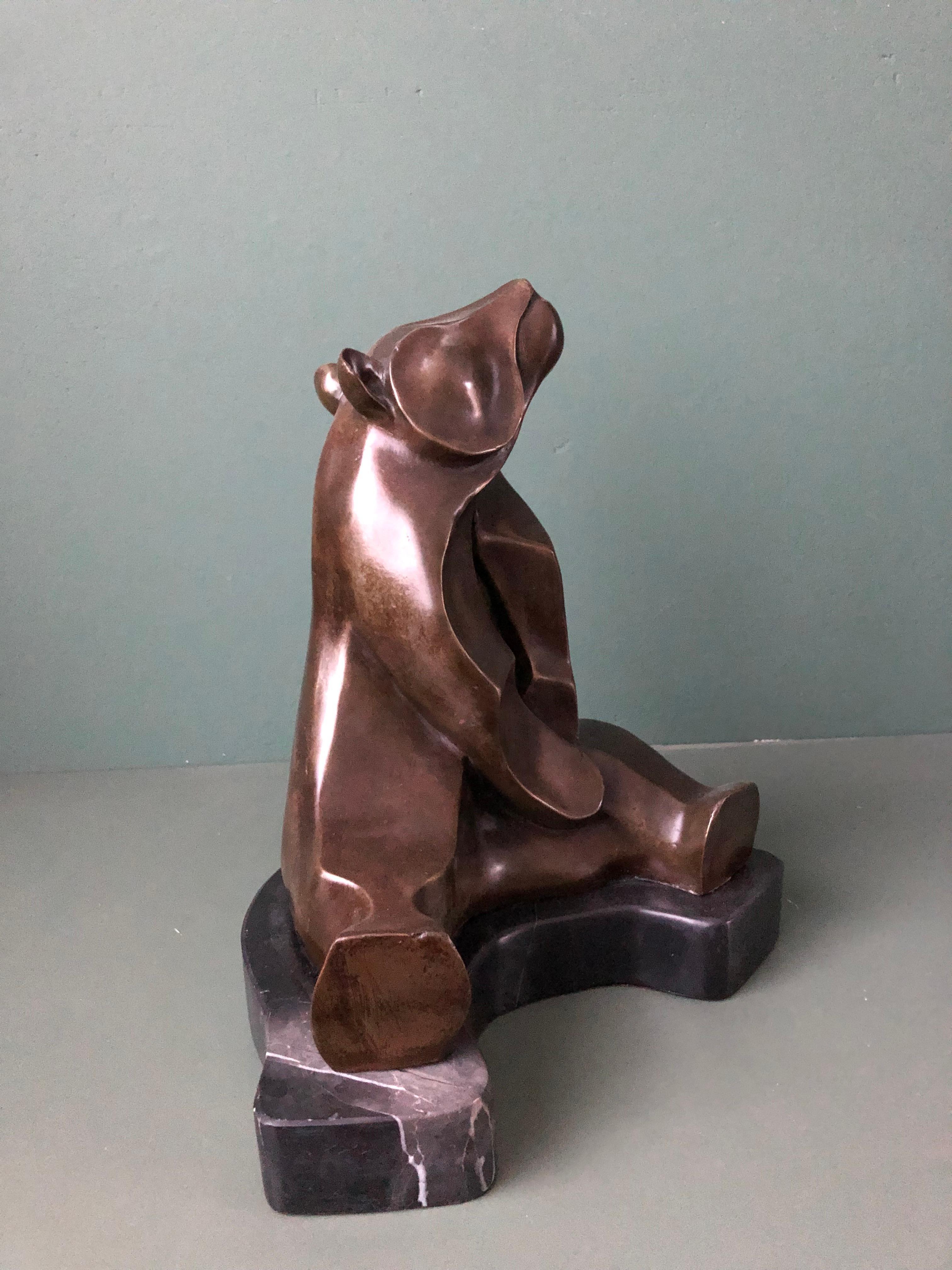 Art Deco Bronze Statue Sitting Bear by van der Straeten, circa 1970s