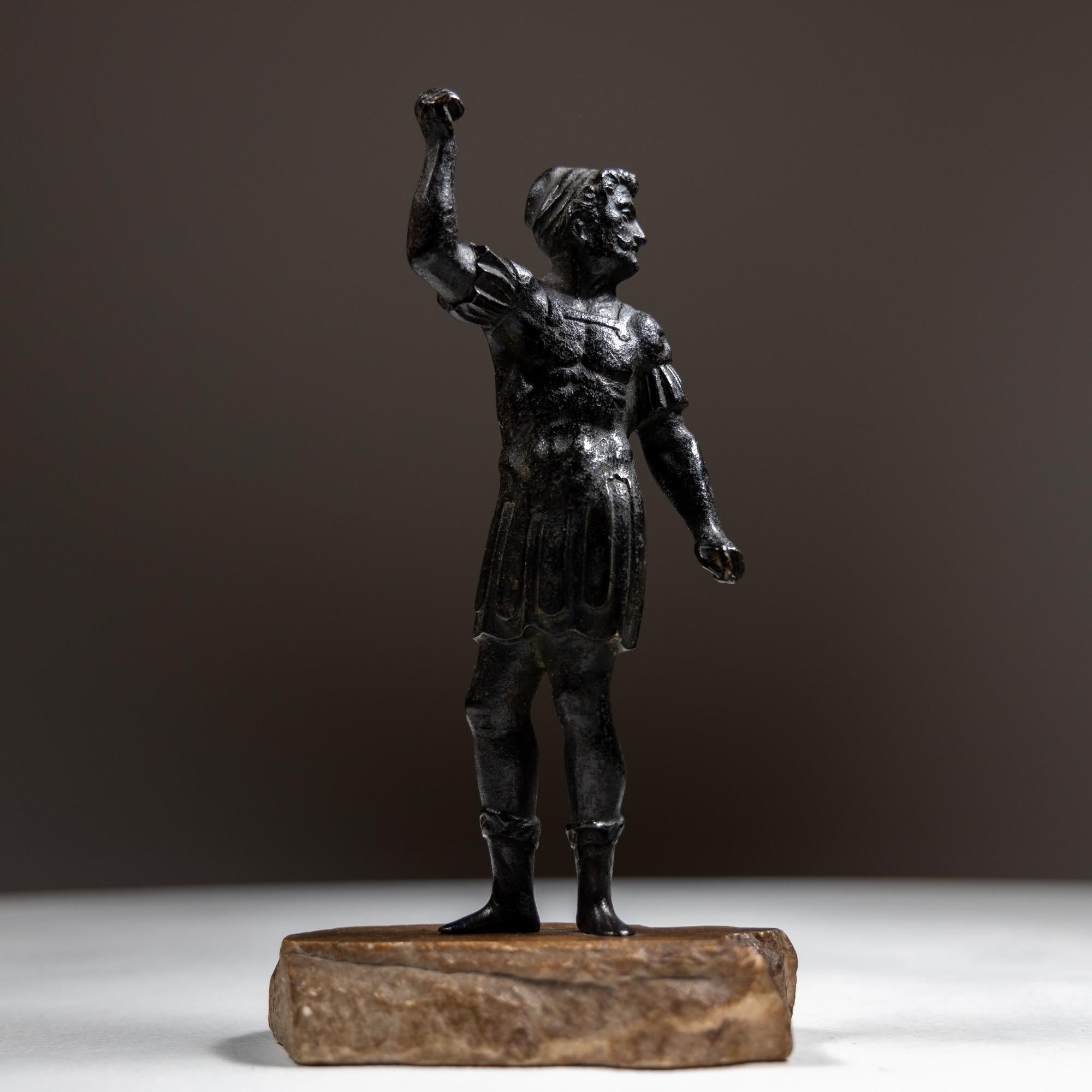 Bronze statuette of a Venetian mercenary, Italy 16th/17th century In Good Condition In Greding, DE