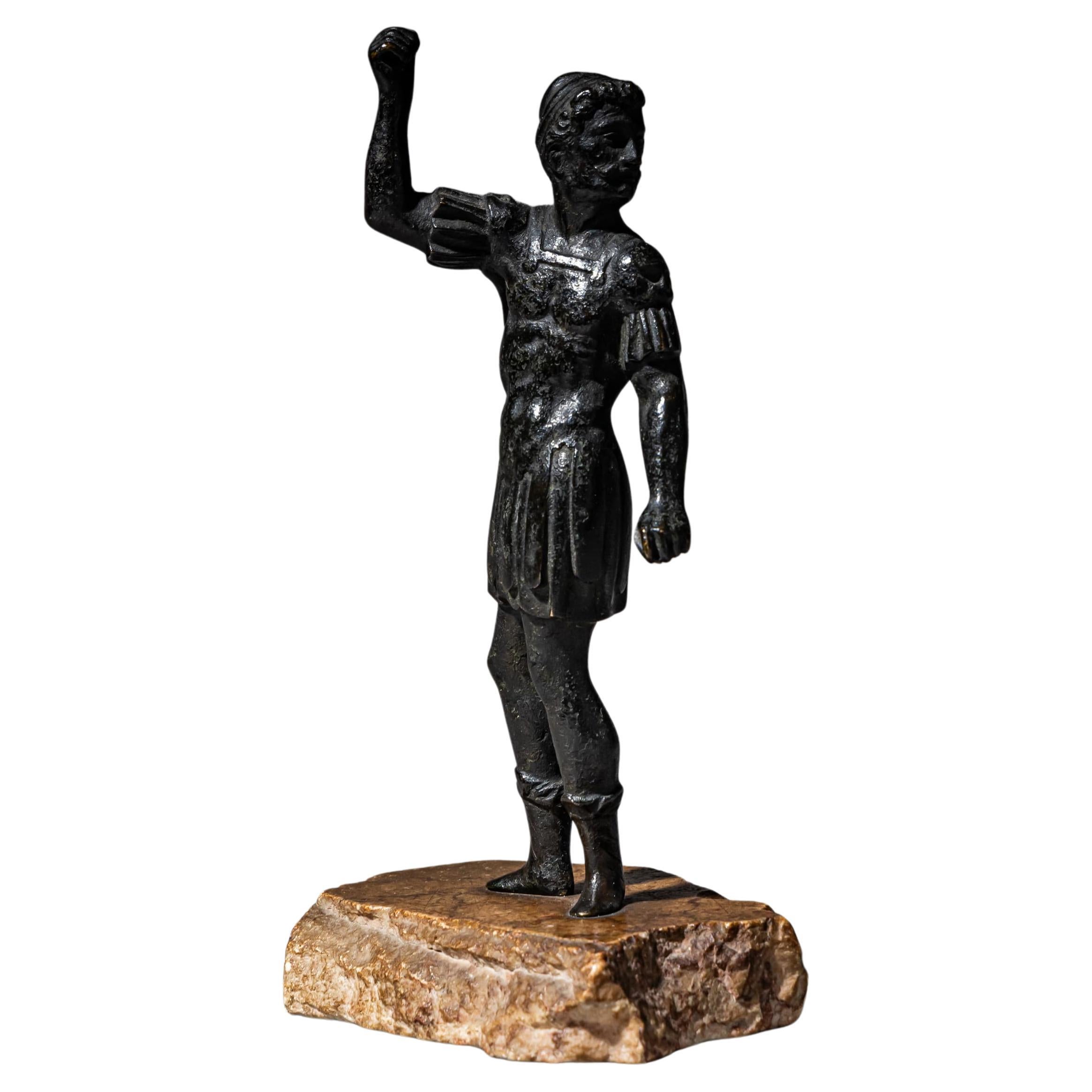 Statuette en bronze d'un mercenaire vénitien, Italie 16e/17e siècle en vente