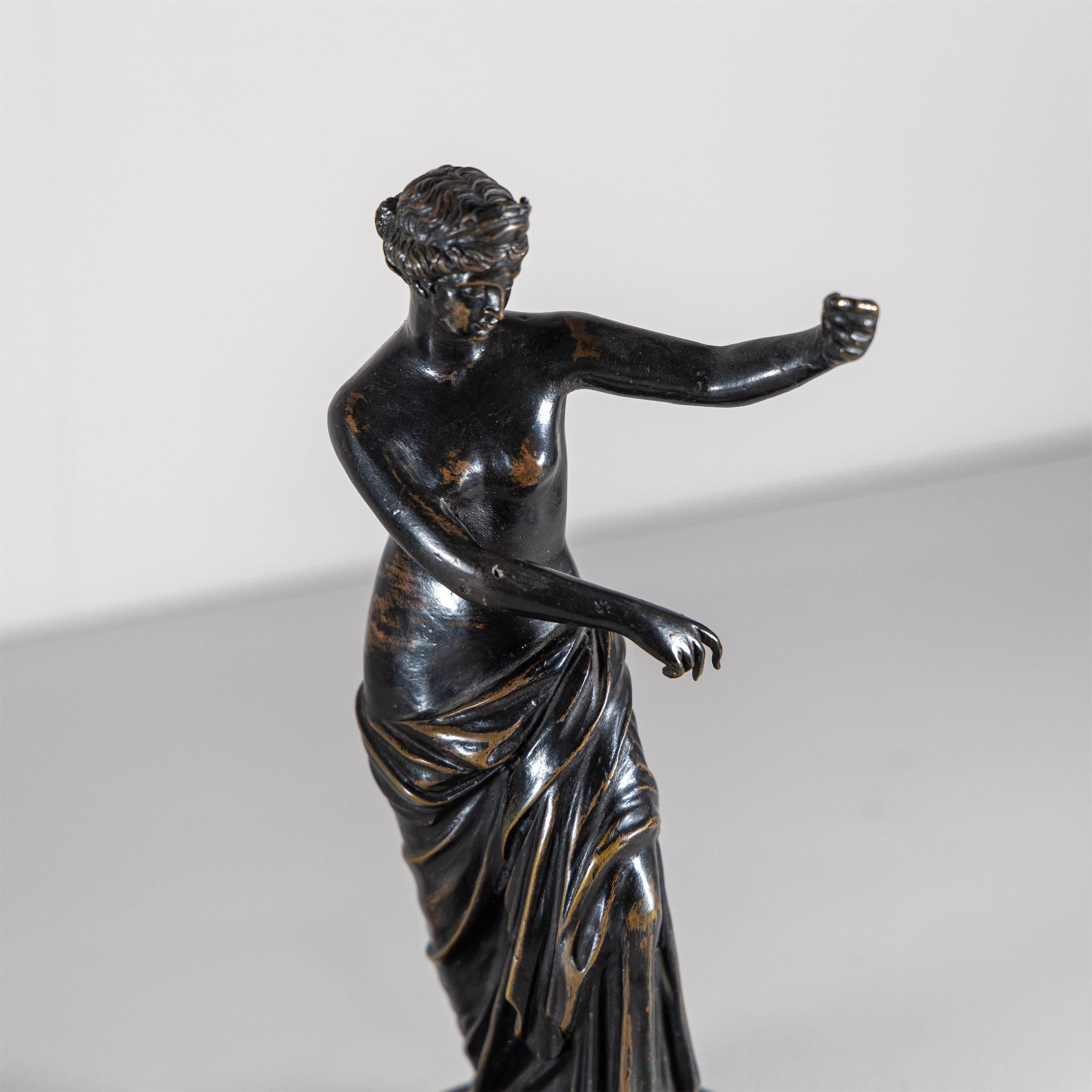 Bronzestatuette der Venus aus Bronze, 2. Hälfte des 19. Jahrhunderts im Angebot 3