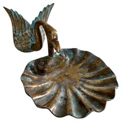 Soßenschale aus Bronze mit Schwan oder Gänseblümchen und Muschel