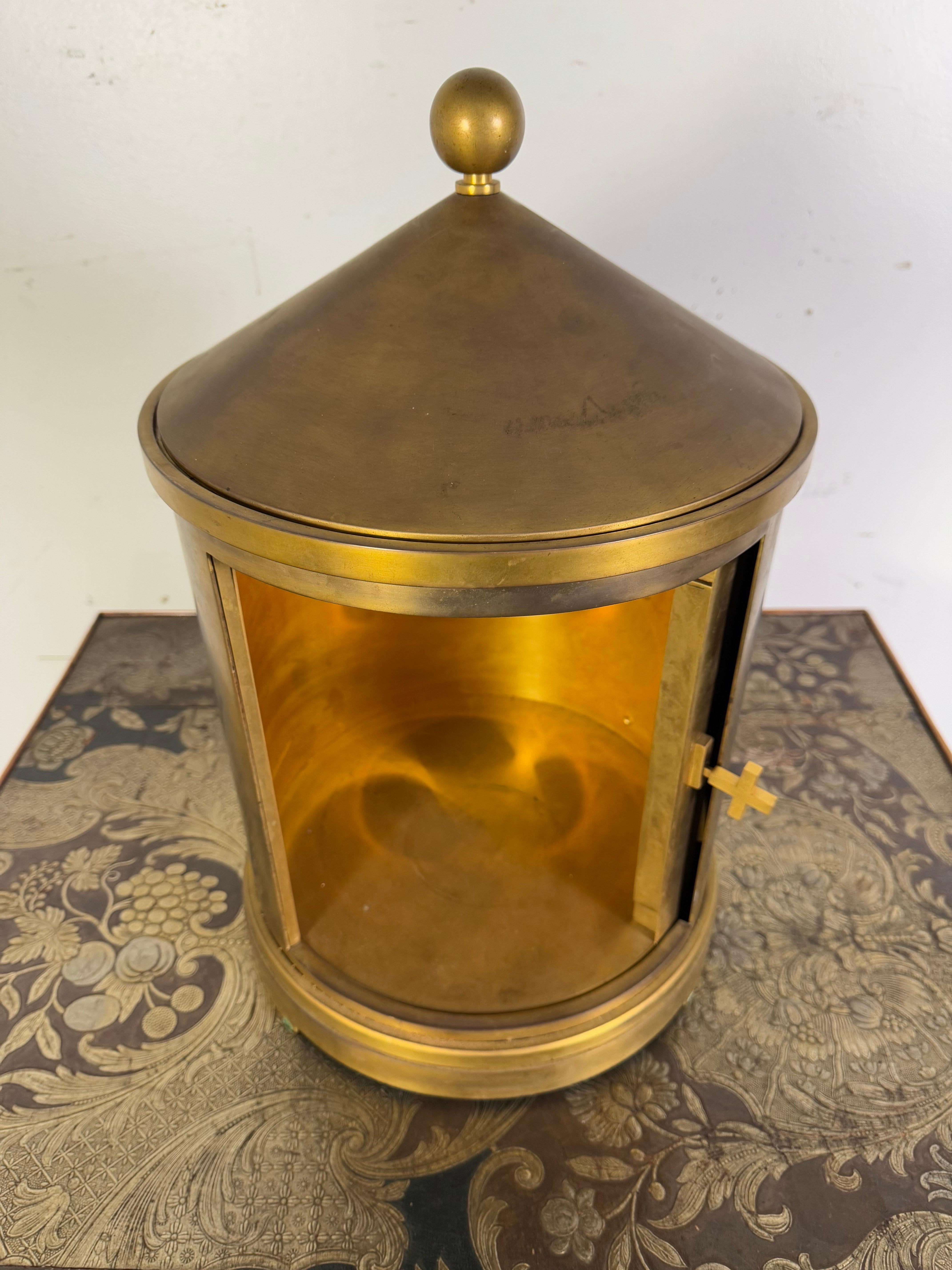 Moulage Tabernacle en bronze fabriqué par Cheret Ateliers d'Art Liturgique en vente