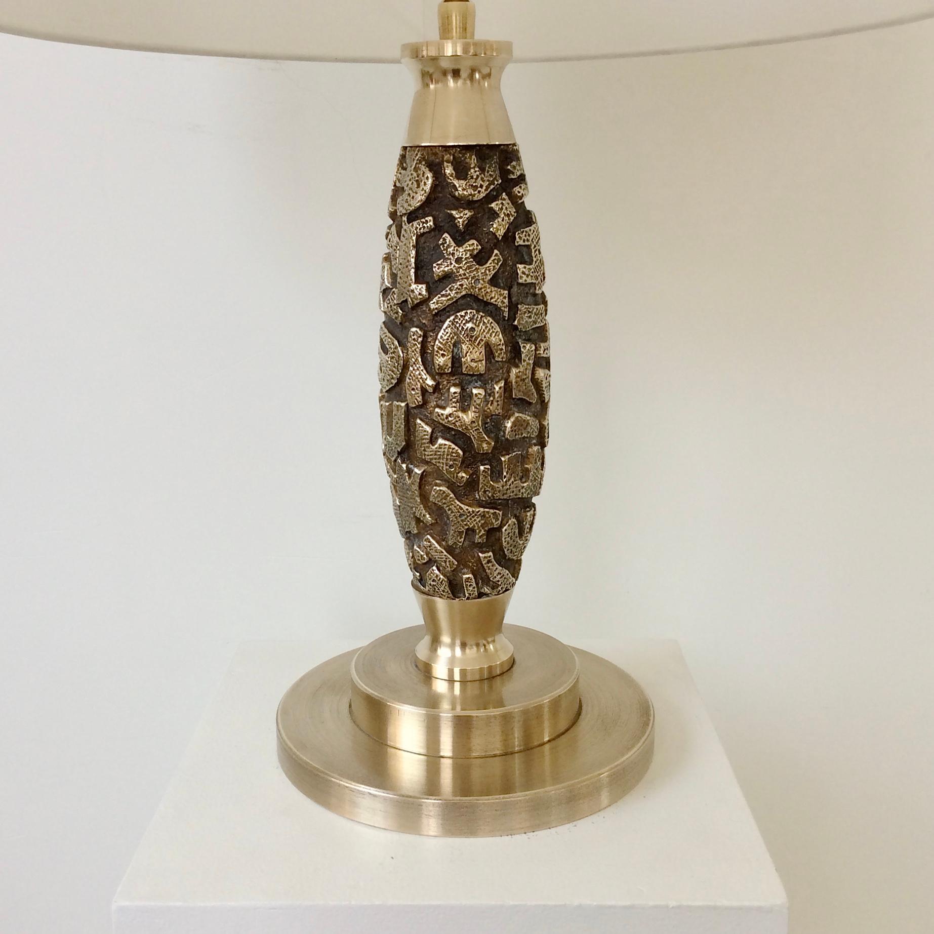Tischlampe aus Bronze von Luciano Frigerio, um 1970, Italien im Zustand „Gut“ im Angebot in Brussels, BE