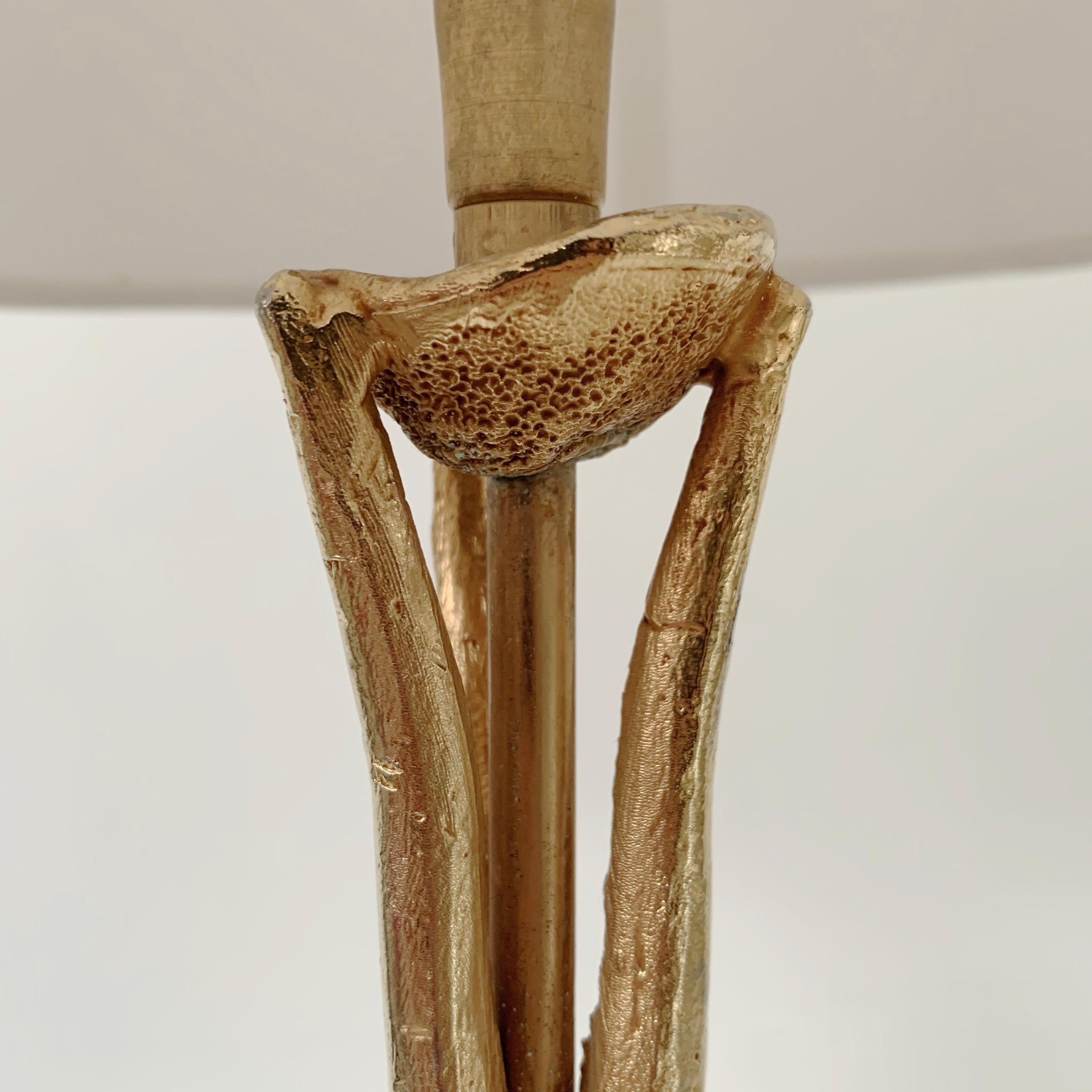 Lámpara de mesa de bronce de Pierre Casenove para Fondica, estampada, hacia 1990, Francia Bronce en venta