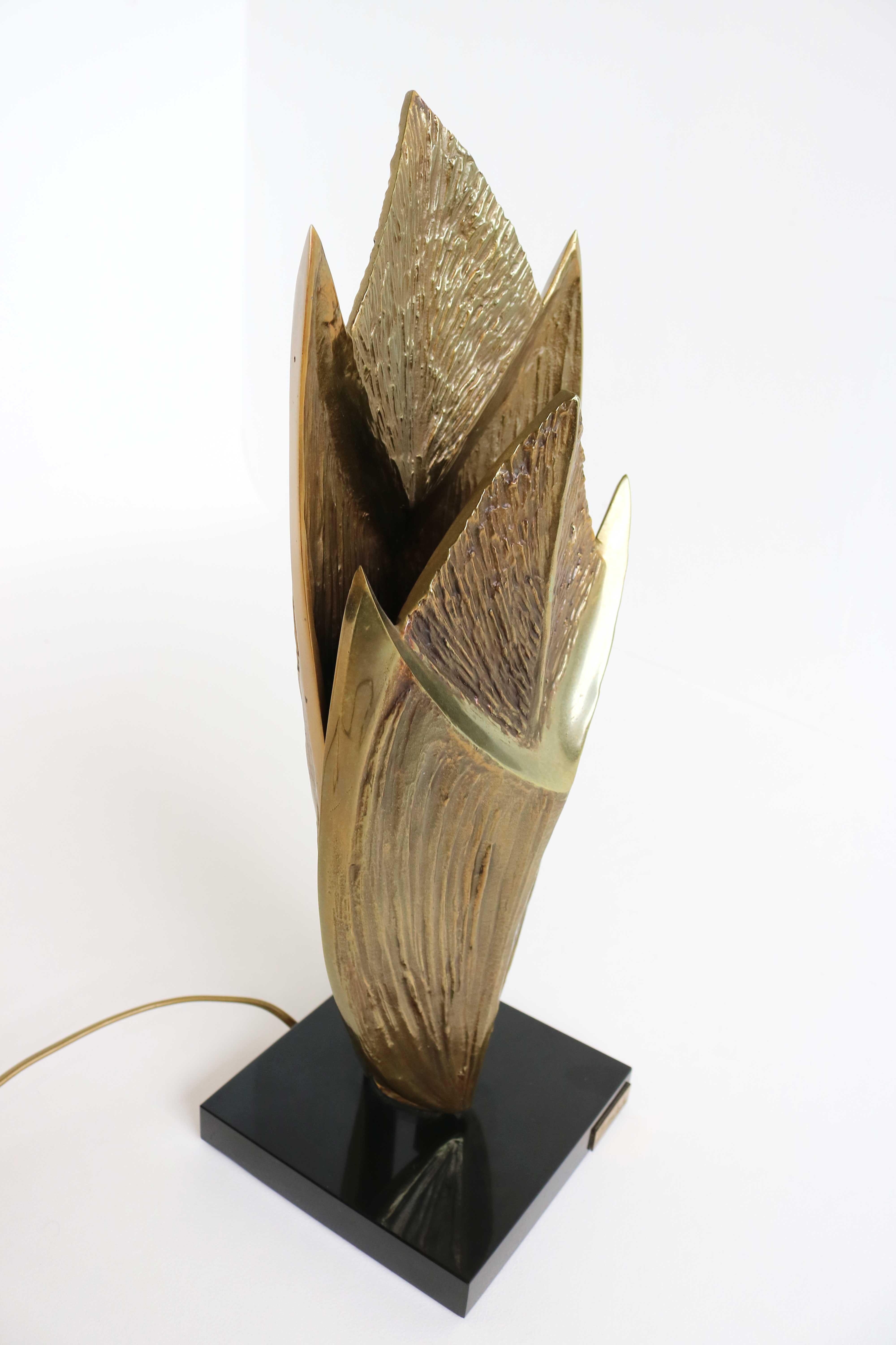 Bronze Table Lamp Cythere by Chrystiane Charles for Maison Charles, France 1970s In Good Condition For Sale In Ijzendijke, NL