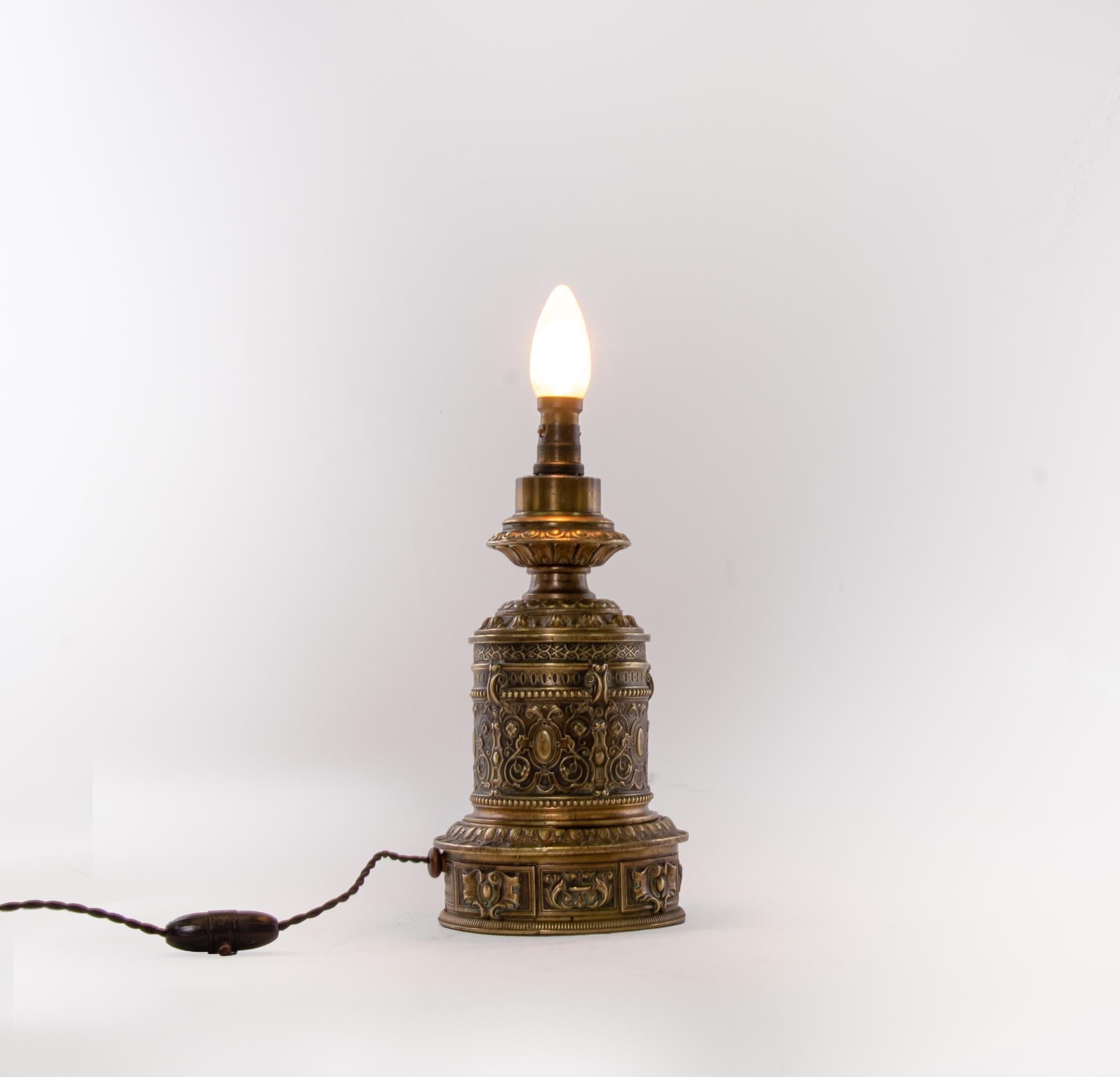 Hand-Crafted Bronze Table Light by Gagneau D'Enghien 25, Paris, 19th Century