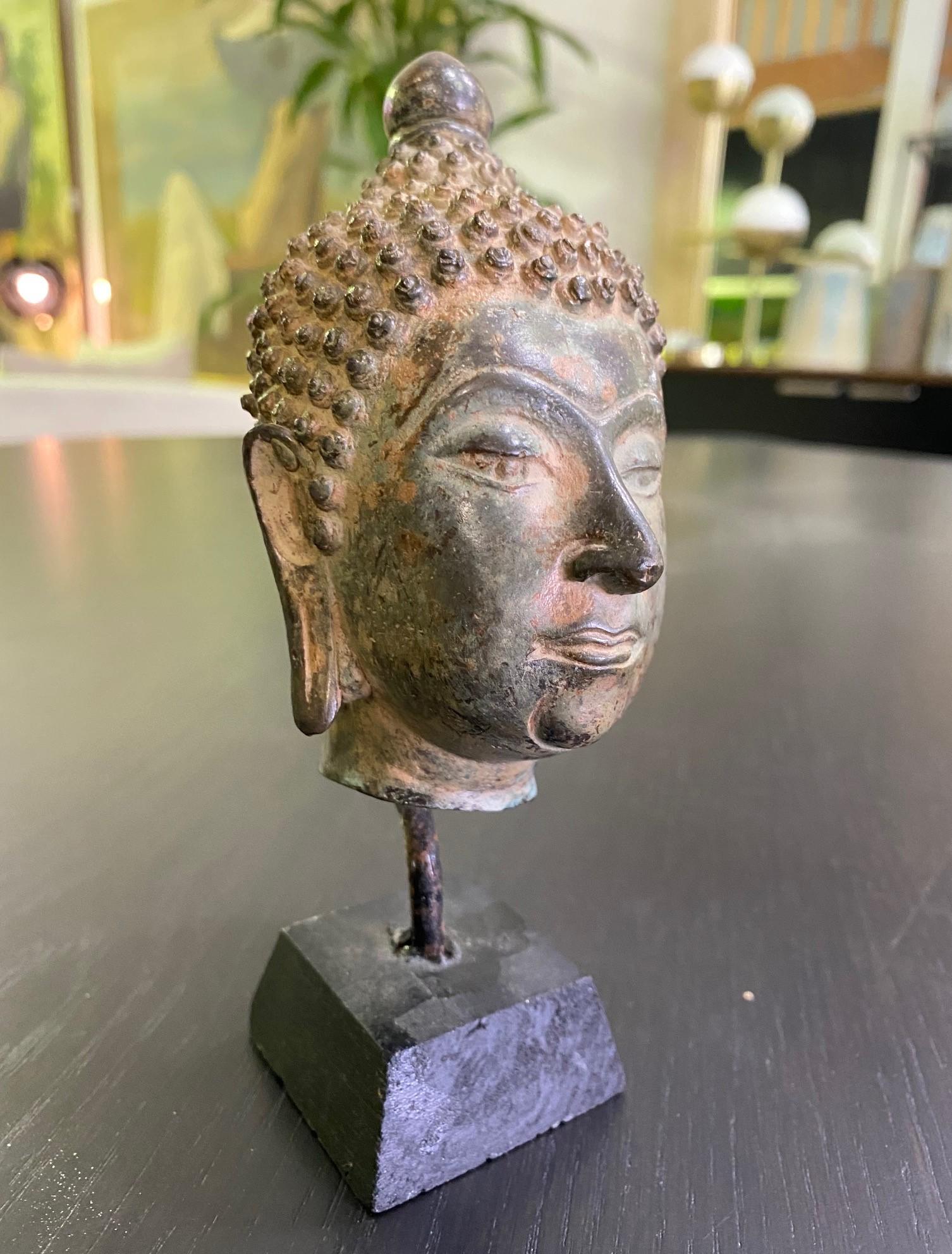 Bronze Thai Siam Asian Temple Shrine Buddha Head Sculpture on Wood Stand For Sale 1