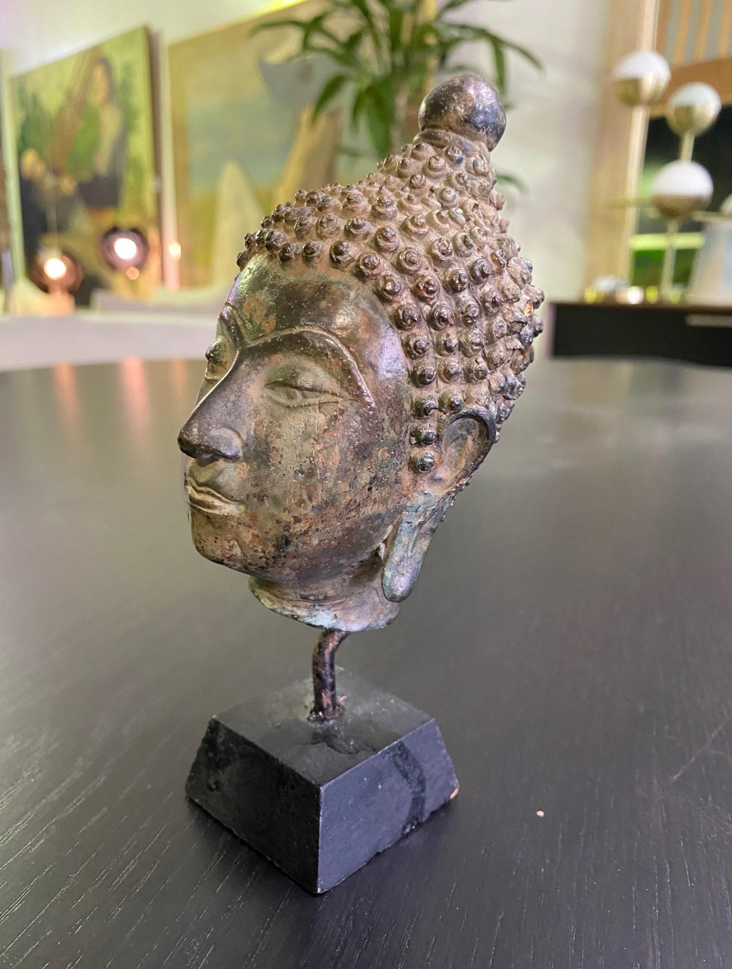 Bronze Thai Siam Asian Temple Shrine Buddha Head Sculpture on Wood Stand For Sale 2