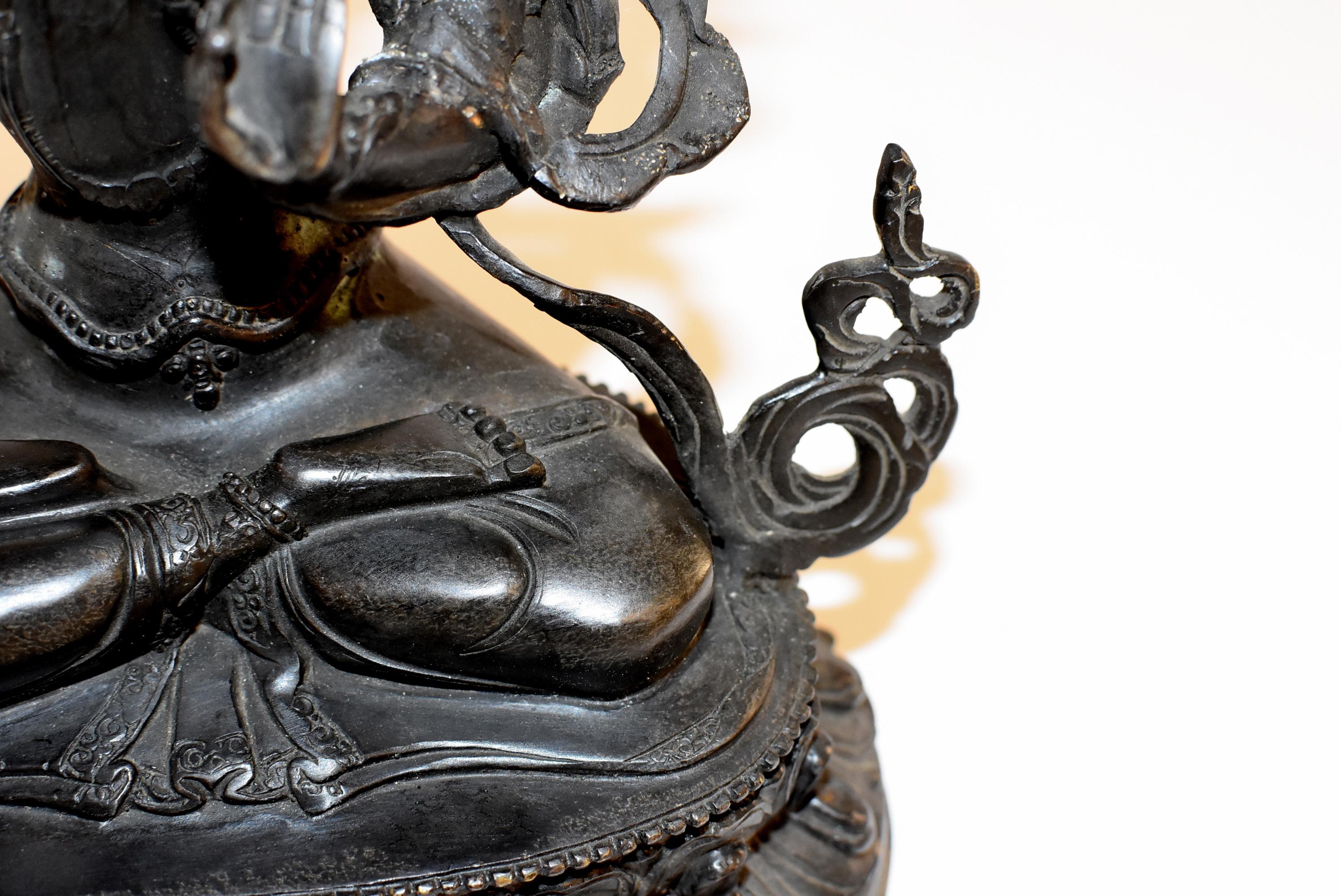 Tibetischer Buddha-Manjushree aus Bronze mit Schwert der Weisheit im Angebot 10
