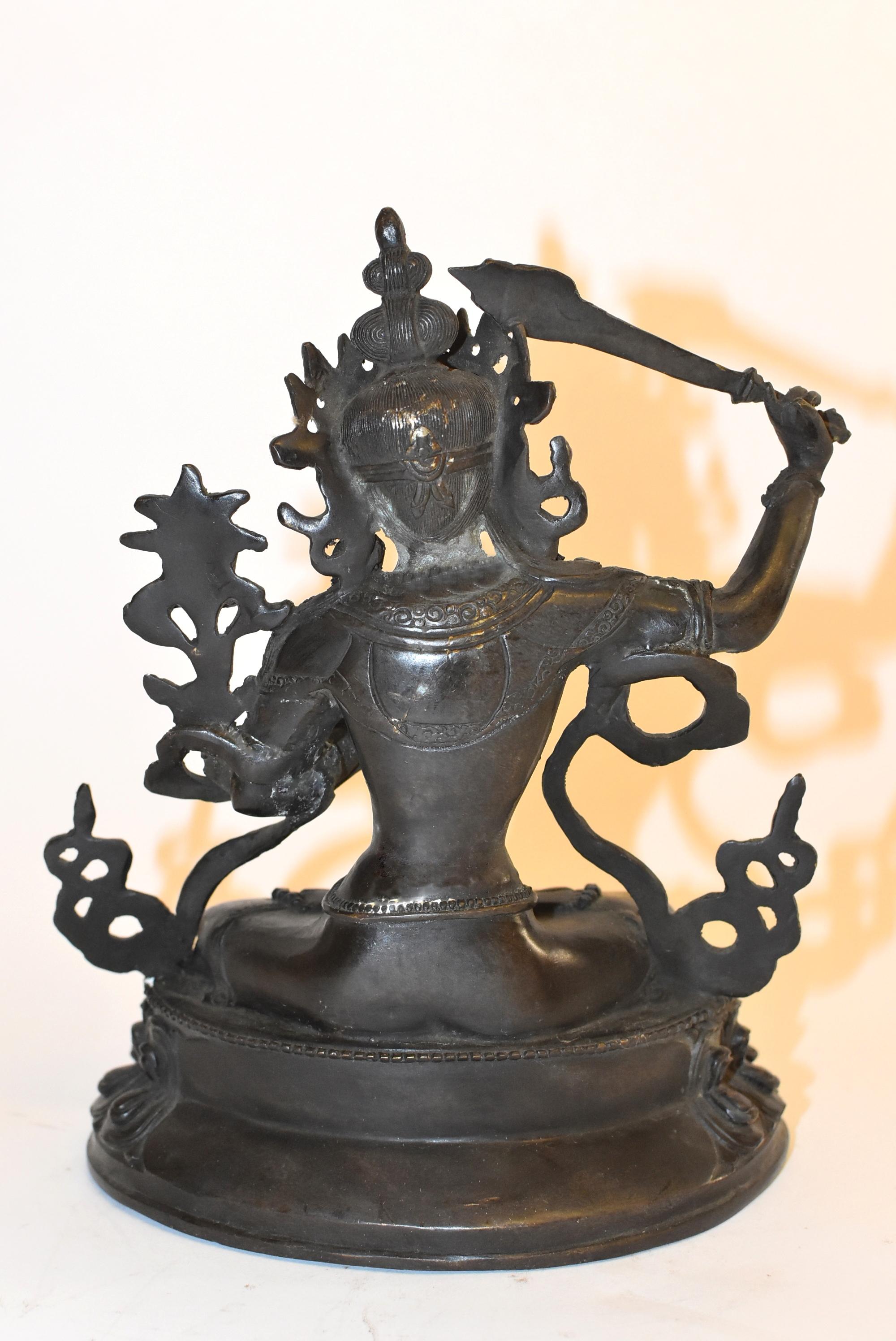 Tibetischer Buddha-Manjushree aus Bronze mit Schwert der Weisheit im Angebot 5