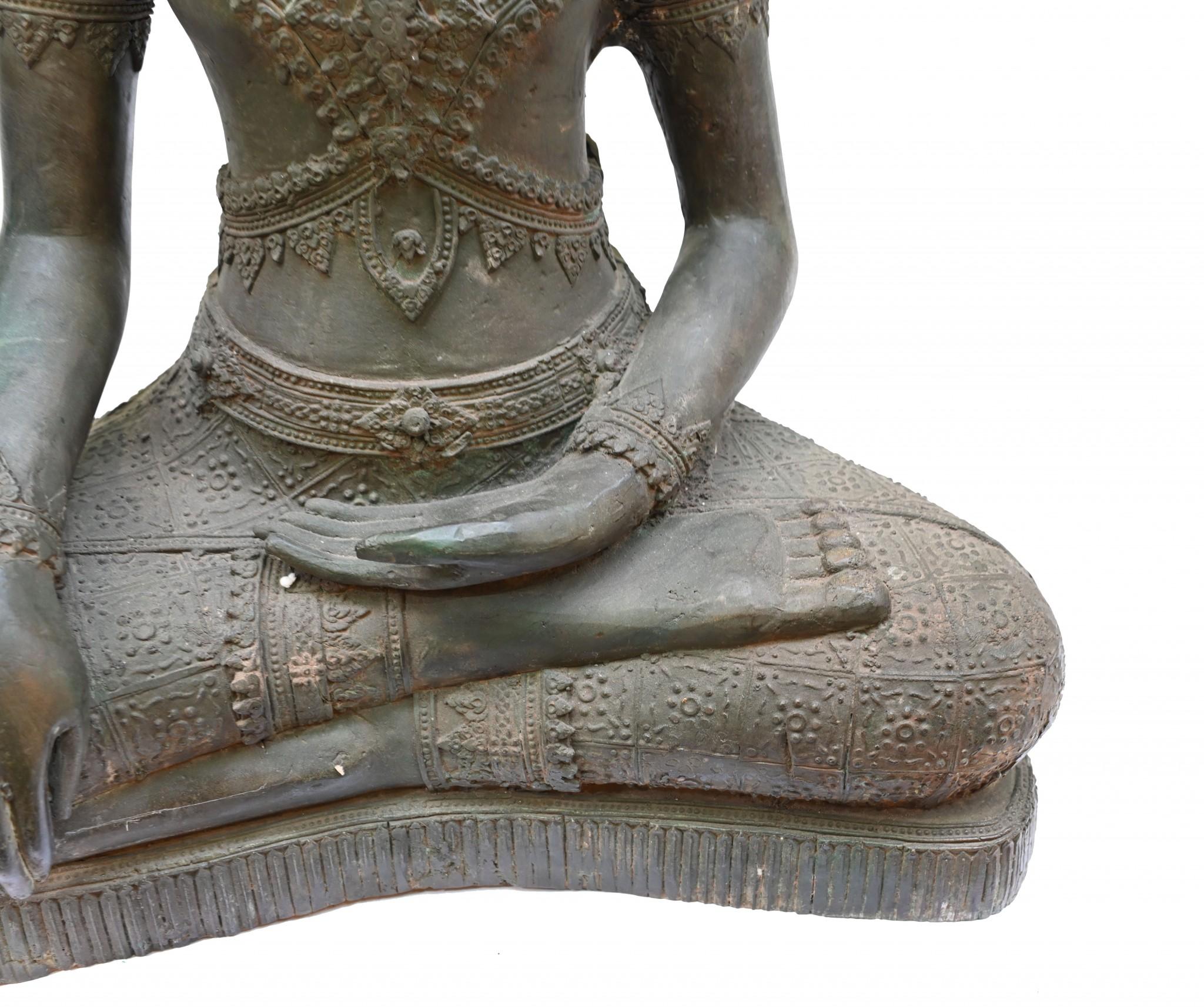 Bronze Tibetan Buddha Statue Antique Buddhism Meditation Post 1880 For Sale 7