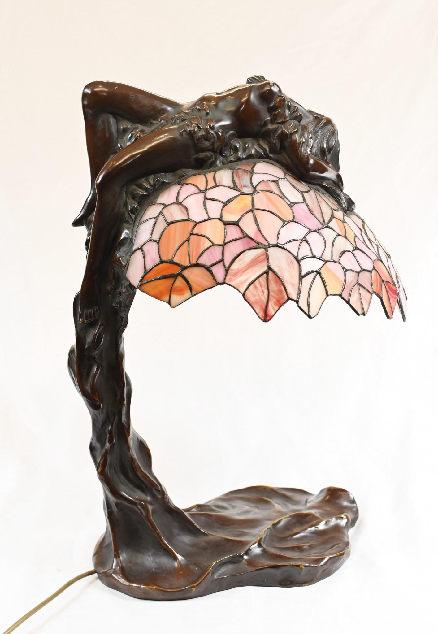 Bronze Tiffany Lamp Art Nouveau Female Nude Light In Good Condition In Potters Bar, GB