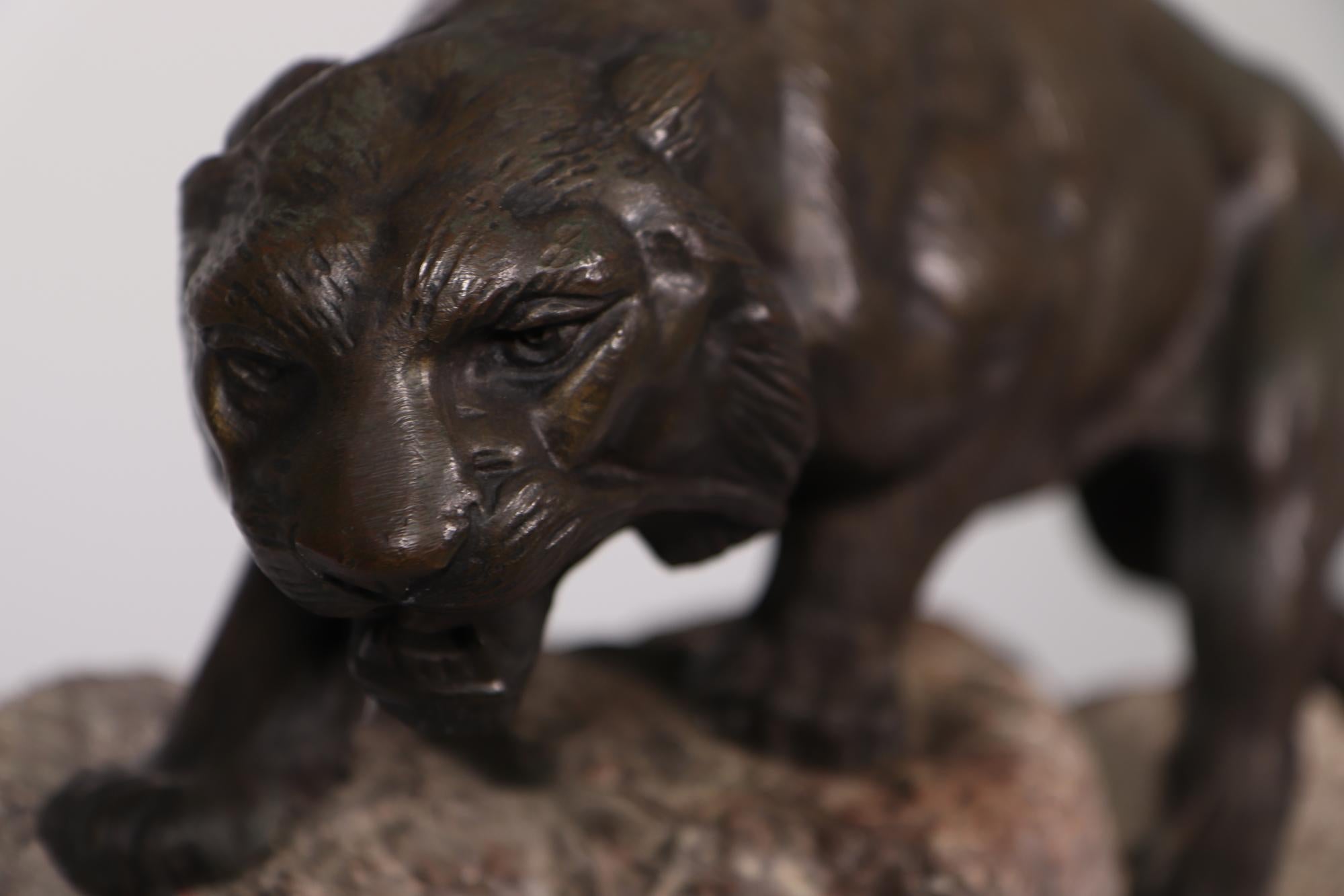 Bronze Tiger by James Andrey c1920 For Sale 7