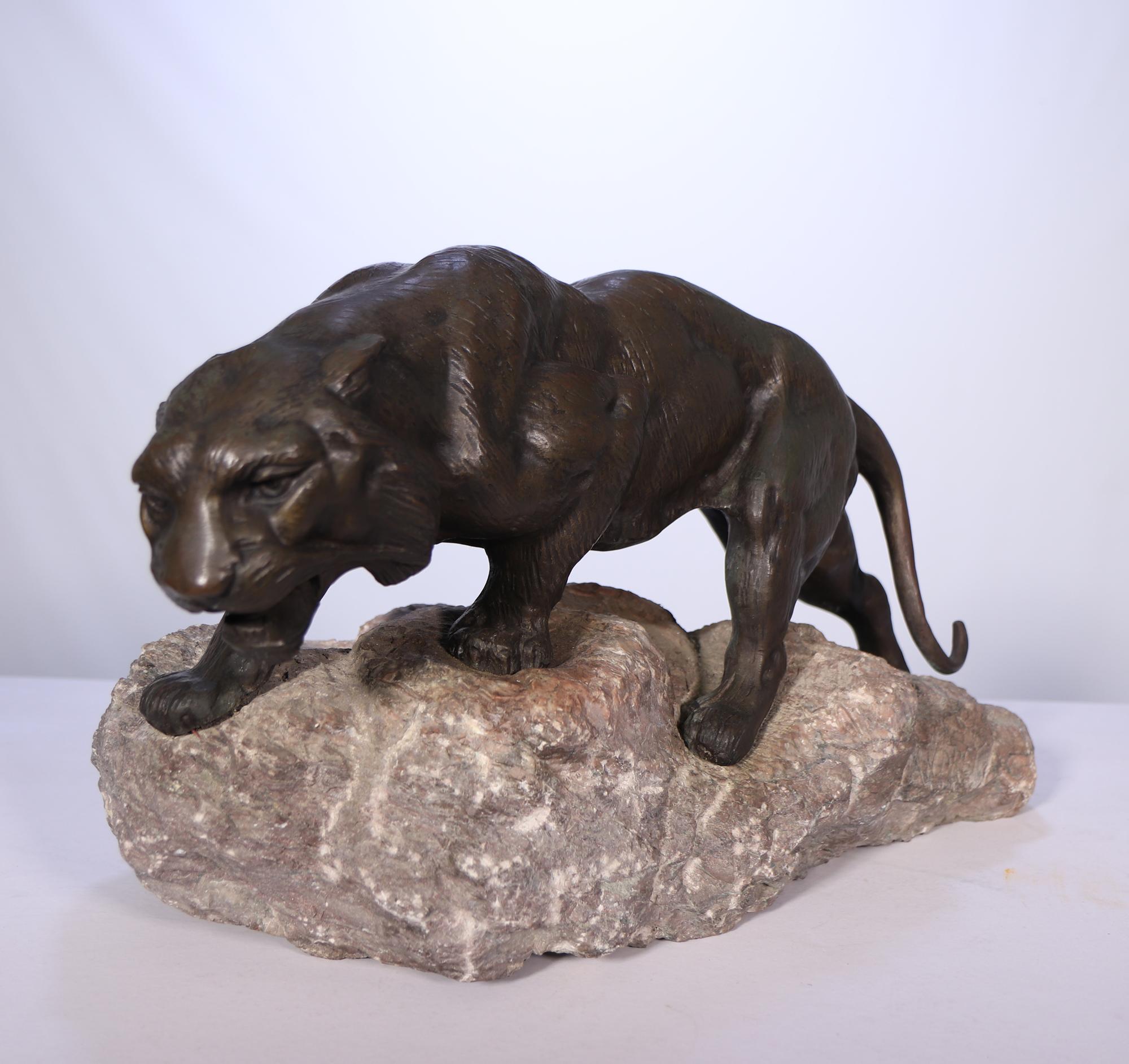 Bronze-Tiger von James Andrey, um 1920 (Französische Provence) im Angebot