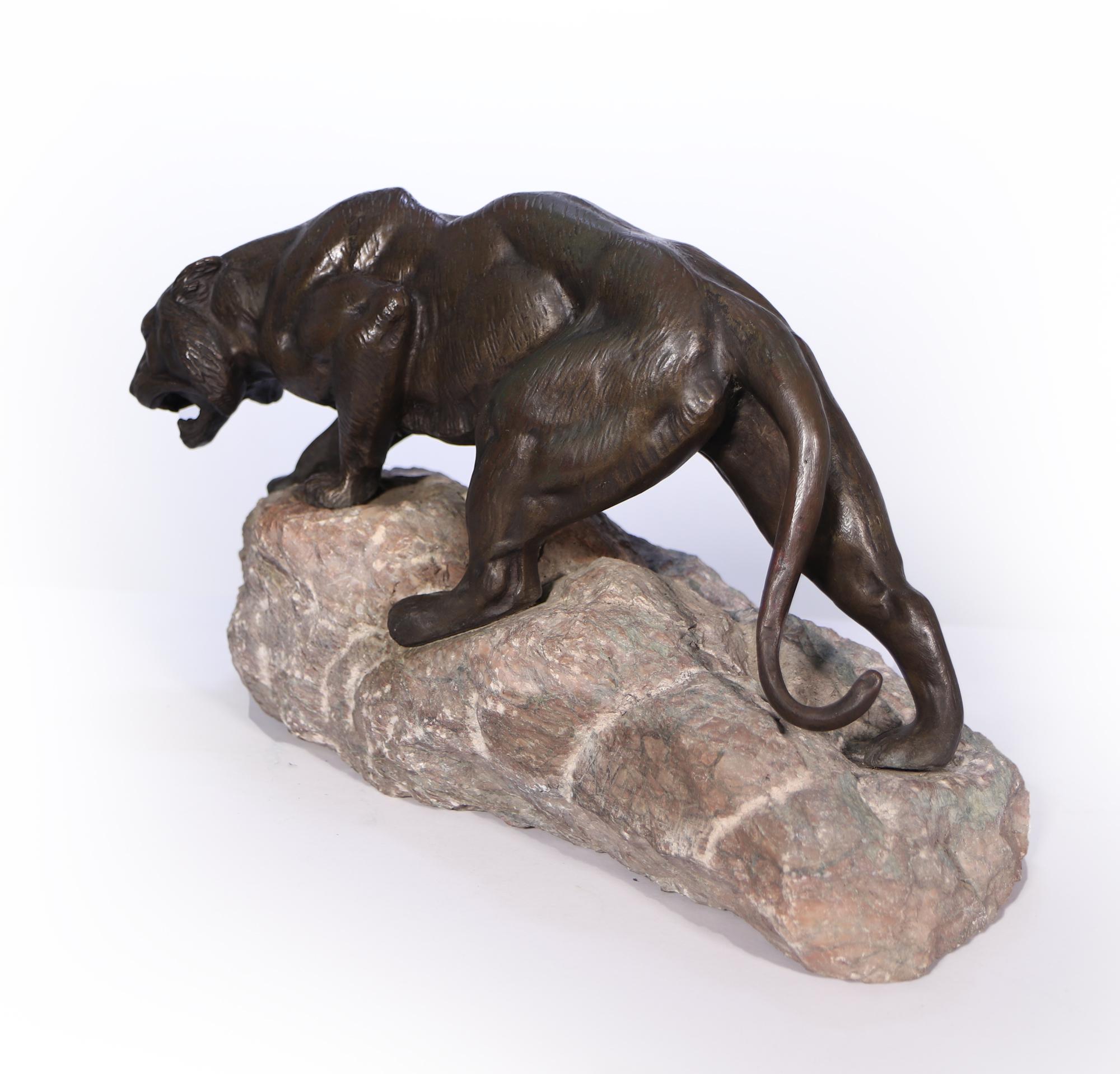 Bronze-Tiger von James Andrey, um 1920 im Angebot 2