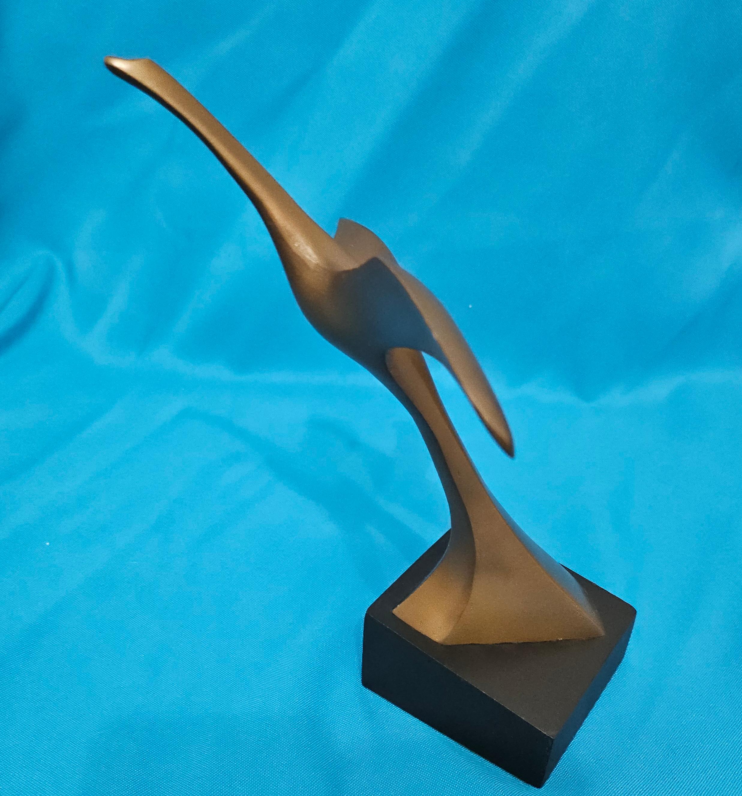 Escultura de pájaro de 20 cm de alto en tono bronce sobre base negra REBAJA DE CIERRE en venta 9