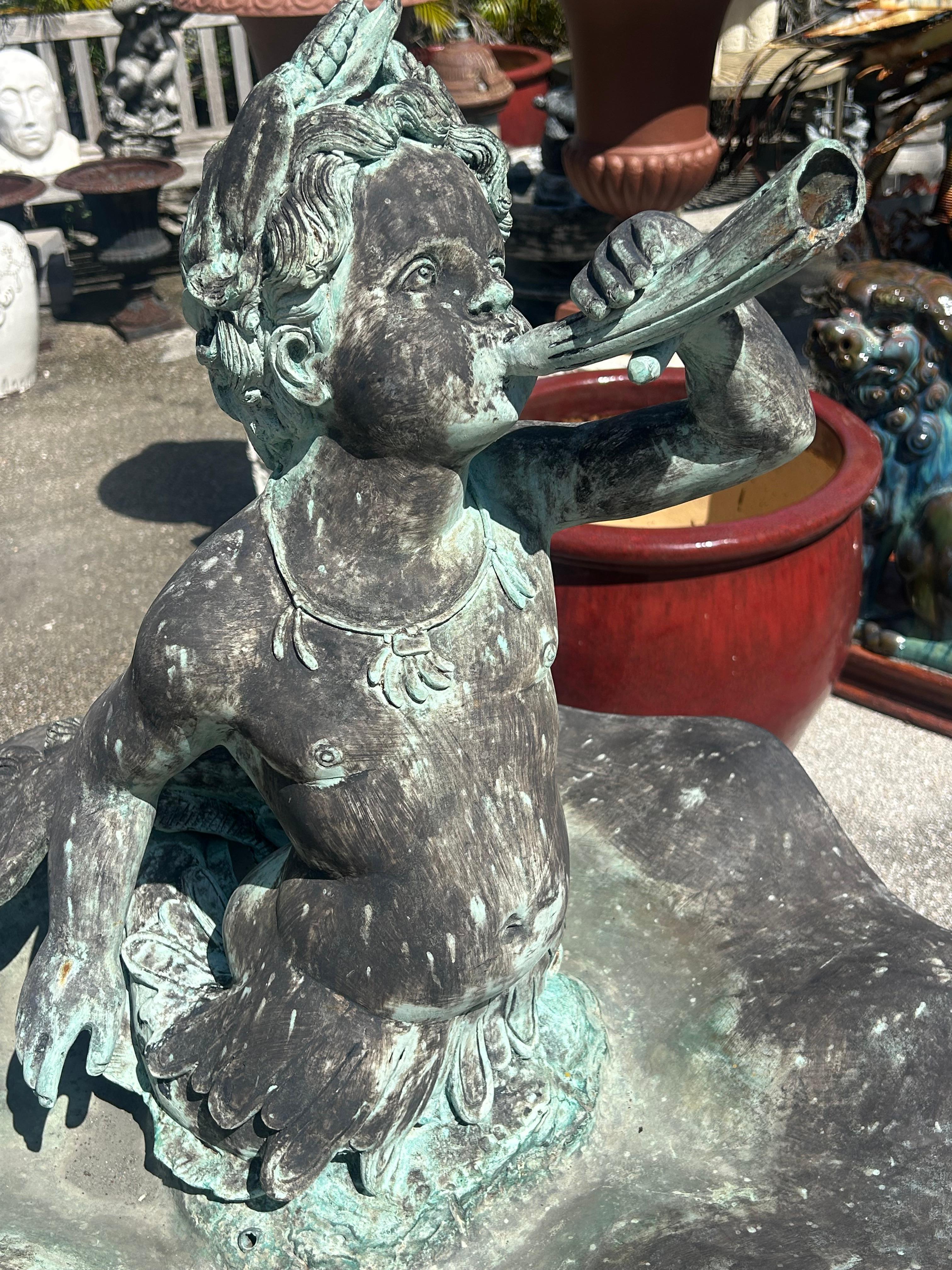 Fuente Tritón de bronce en venta 8