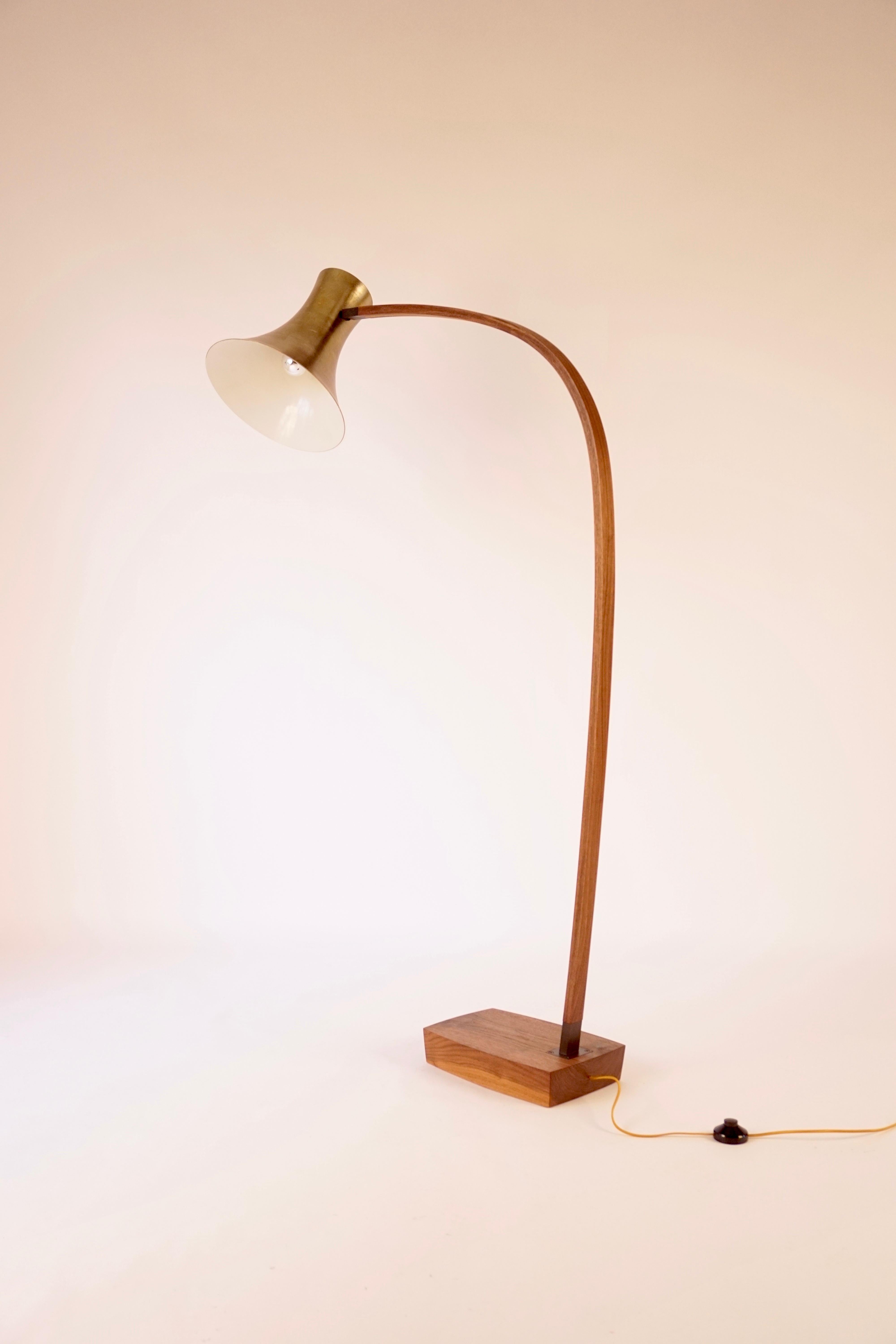 Contemporary Bronze Leafed Trumpet Shaped Floor Lamp with Walnut Laminated Arm  For Sale
