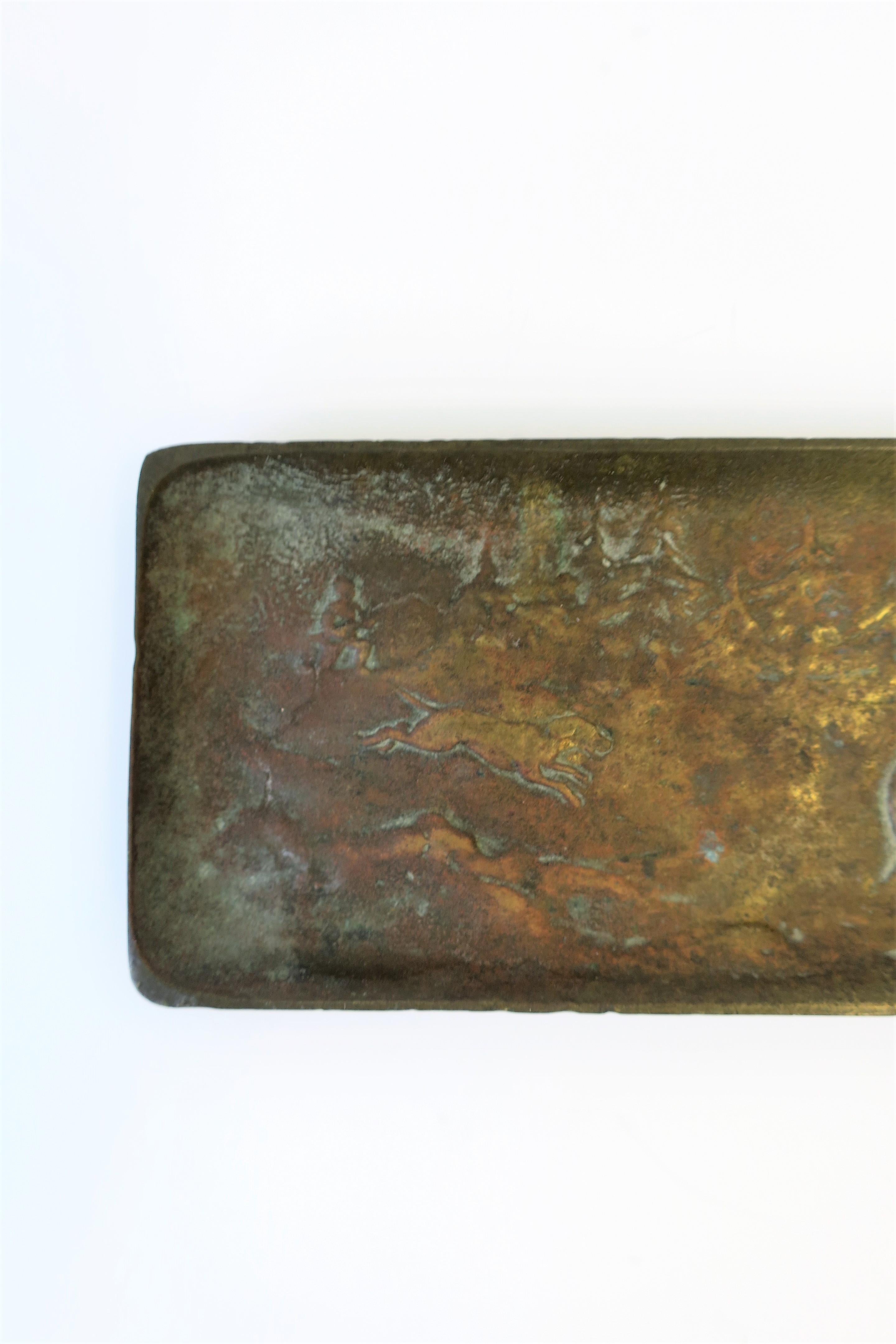 Bronze Tray with Animal Dog Hunting Scene In Good Condition For Sale In New York, NY