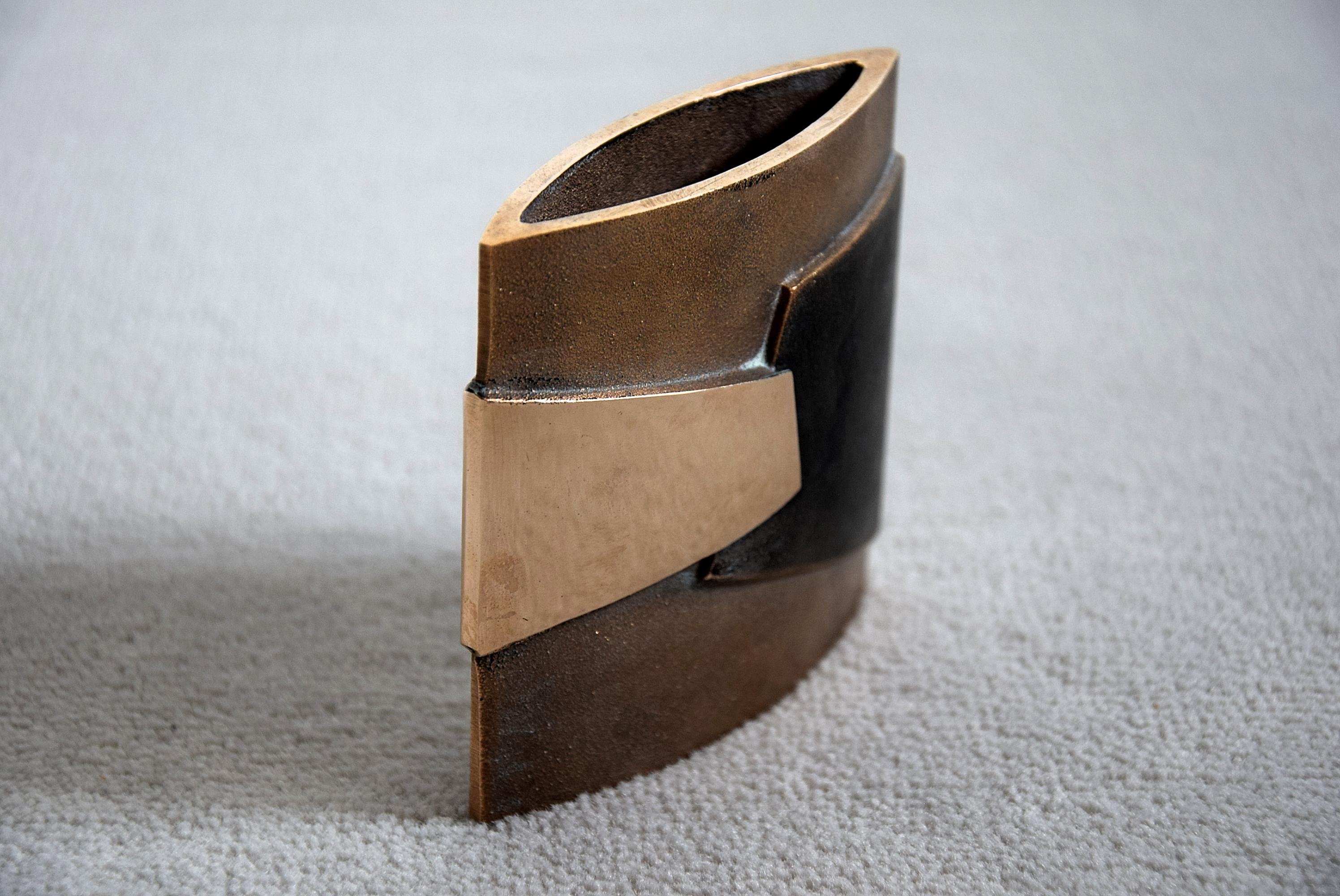 Vase und Tasche aus Bronze aus Emptier, Italien, 1980 im Angebot 11