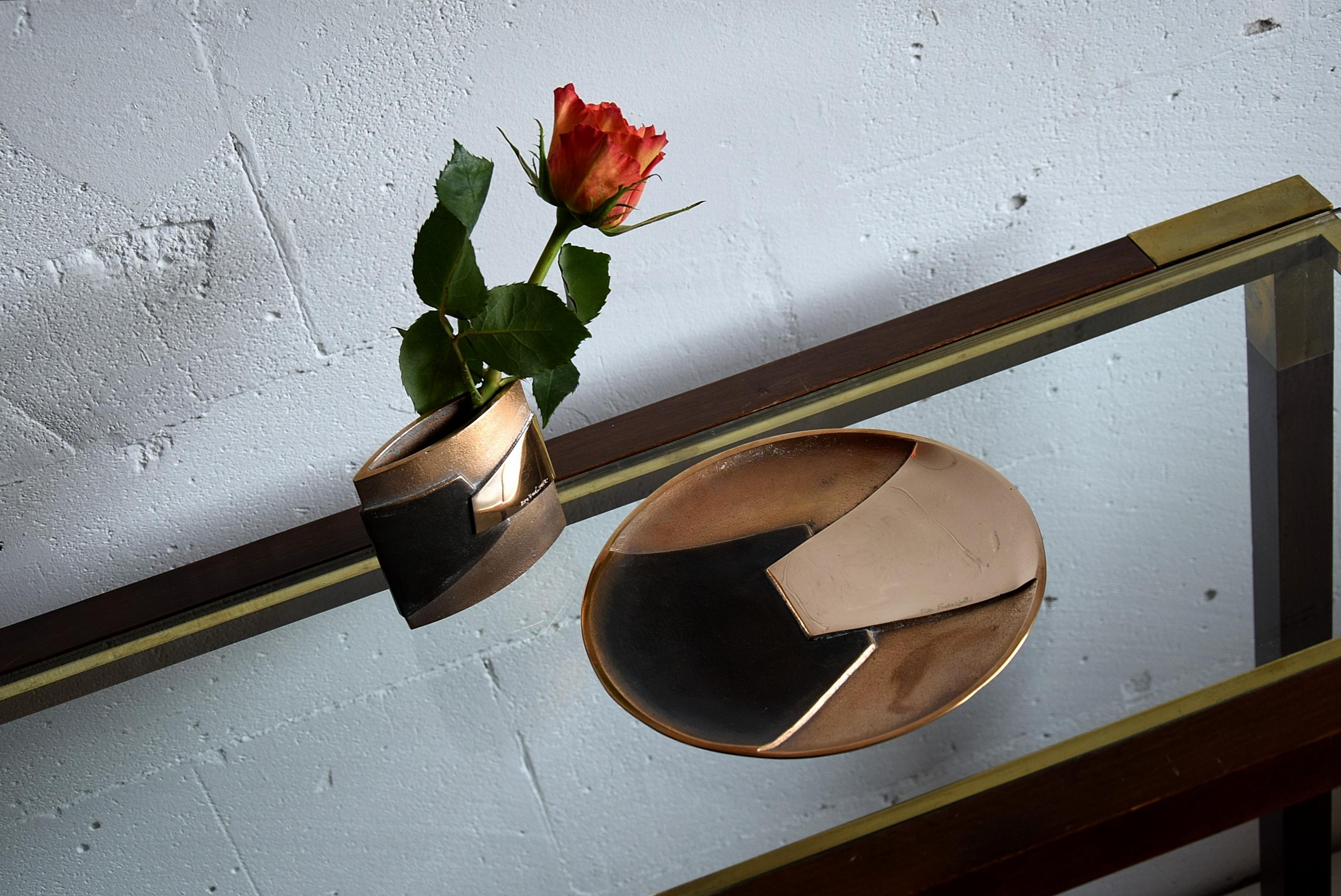 Vase und Tasche aus Bronze aus Emptier, Italien, 1980 im Angebot 3