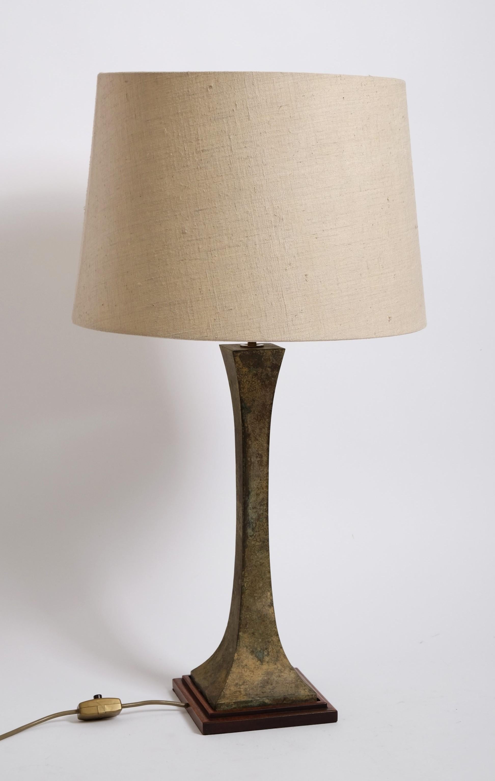 American Bronze Verdigris Table Lamp by Stewart Ross James for Hansen Lighting, 1960s For Sale
