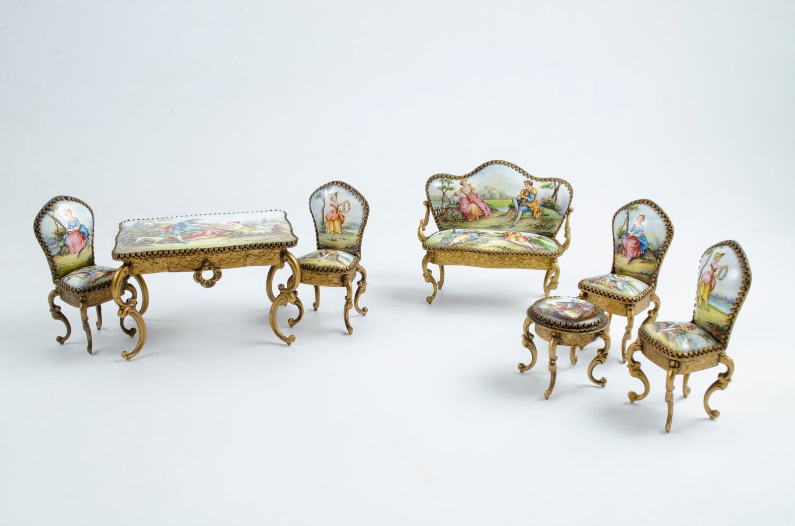 Rococo Bronze Vienes Miniature enamel For Sale
