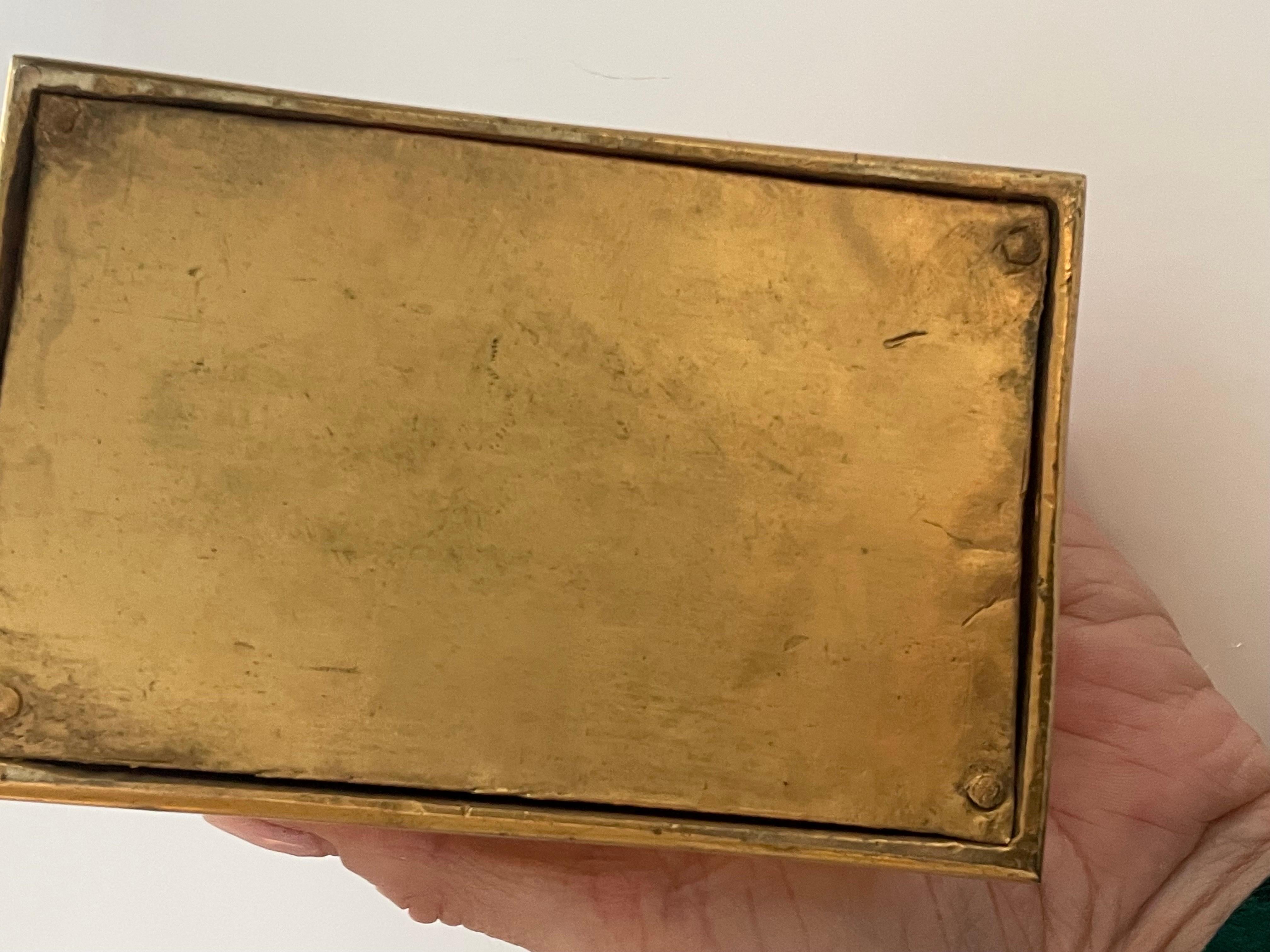Bronze vintage Bear adorned box  For Sale 2