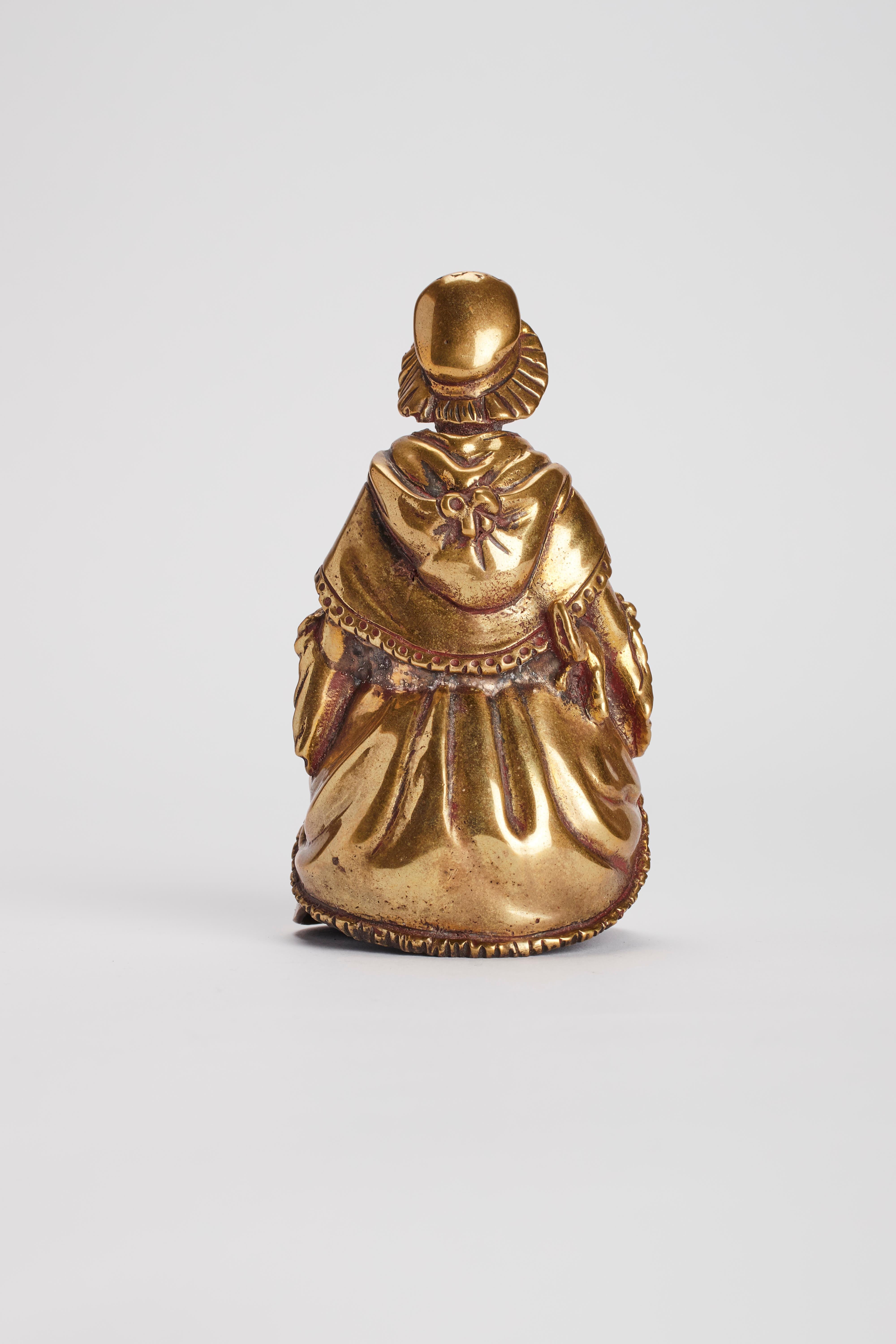 Campana da tavolo vintage in bronzo, raffigurante una donna anziana con un cane, Londra, Regno Unito 1880. In condizioni buone in vendita a Milan, IT