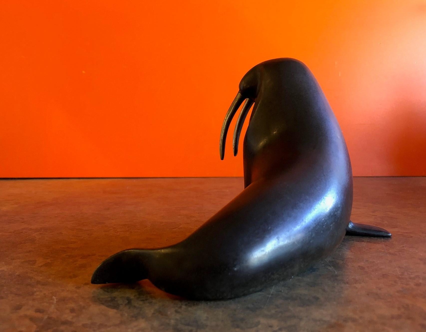 Bronze Walrus Sculpture by Loet Vanderveen In Good Condition In San Diego, CA